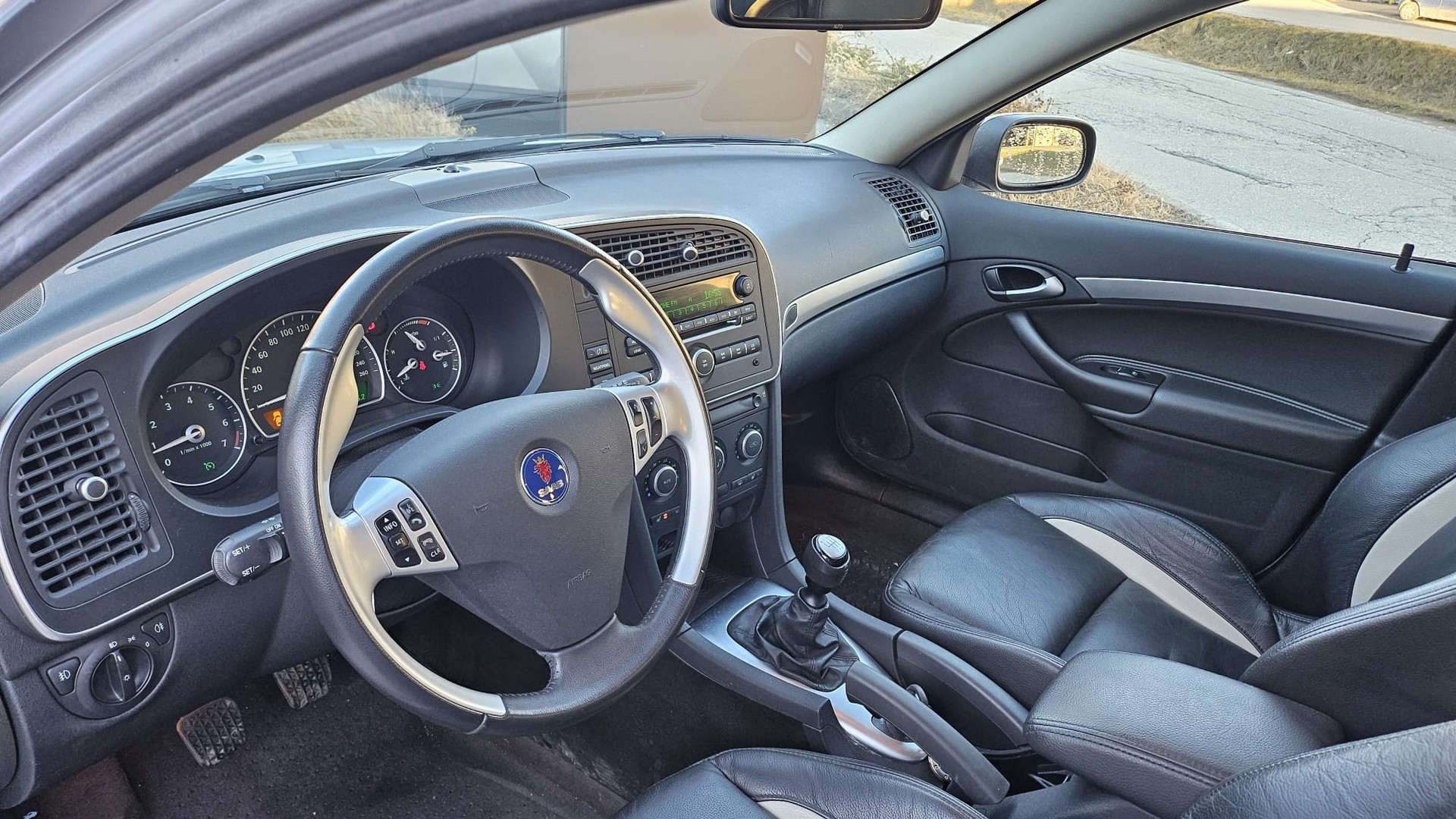 SAAB 9-3 2.8T V6 Aero XWD-image-5