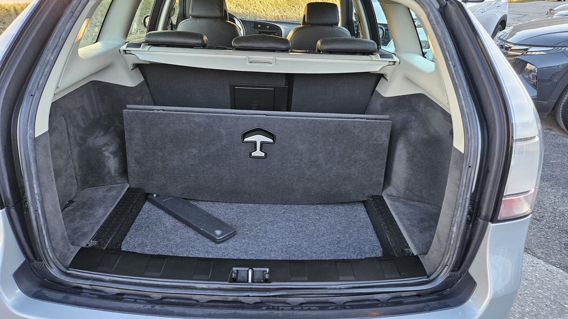SAAB 9-3 2.8T V6 Aero XWD-image-10