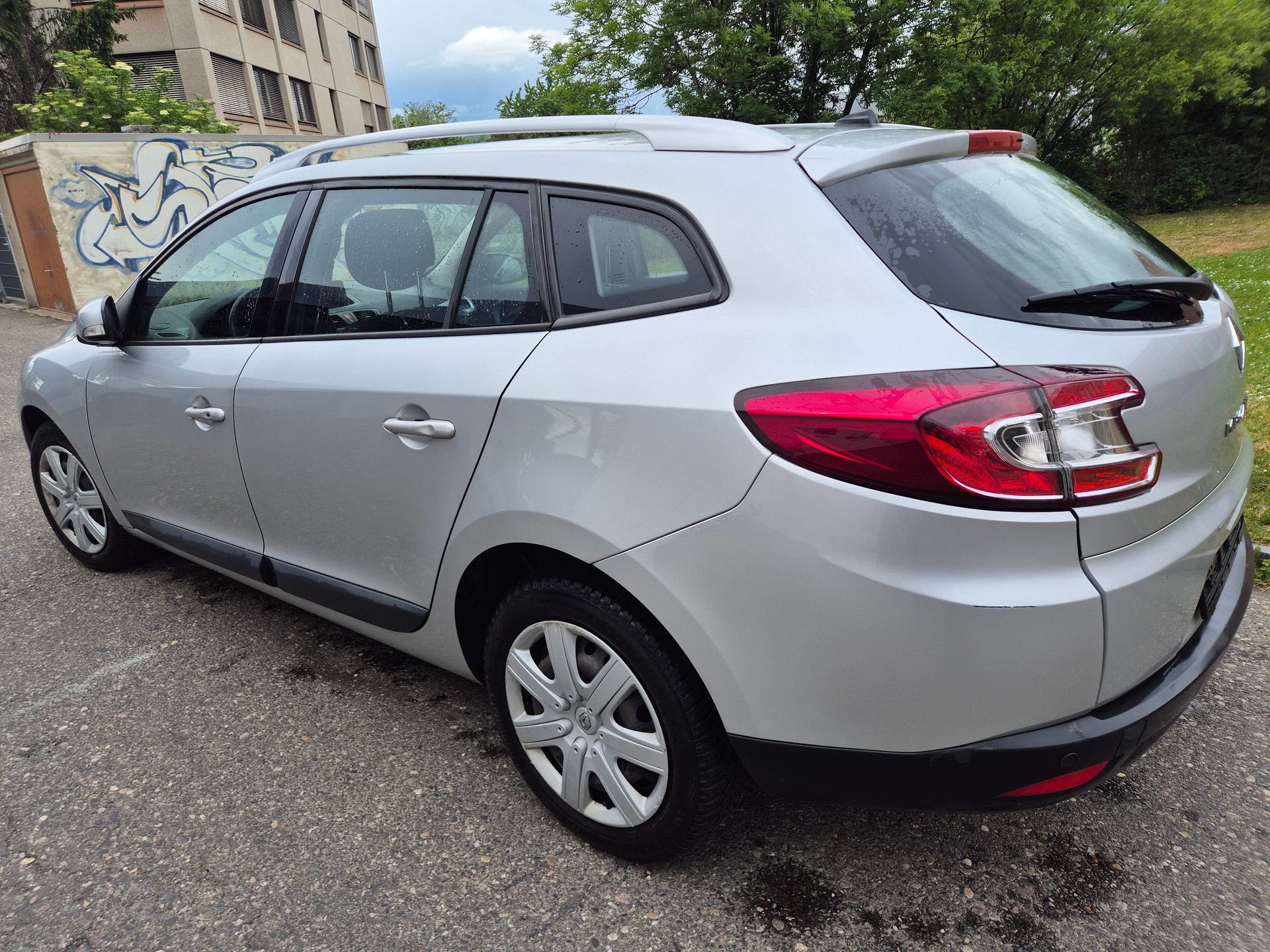 RENAULT Mégane Grandtour 2.0 16V Dynamique CVT
