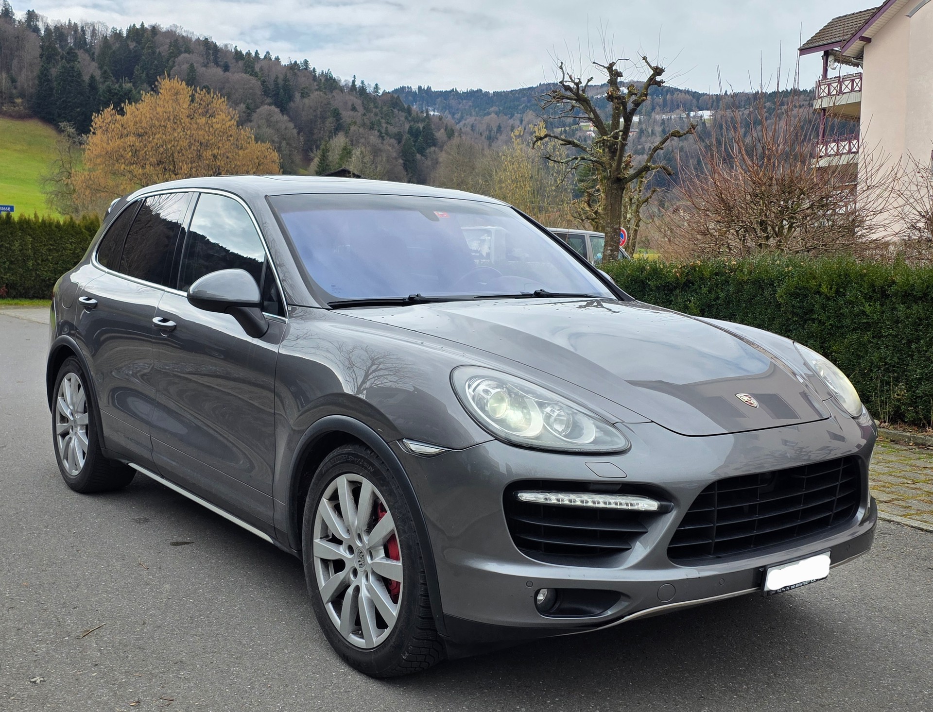 PORSCHE Cayenne Turbo Performance Package-image-1