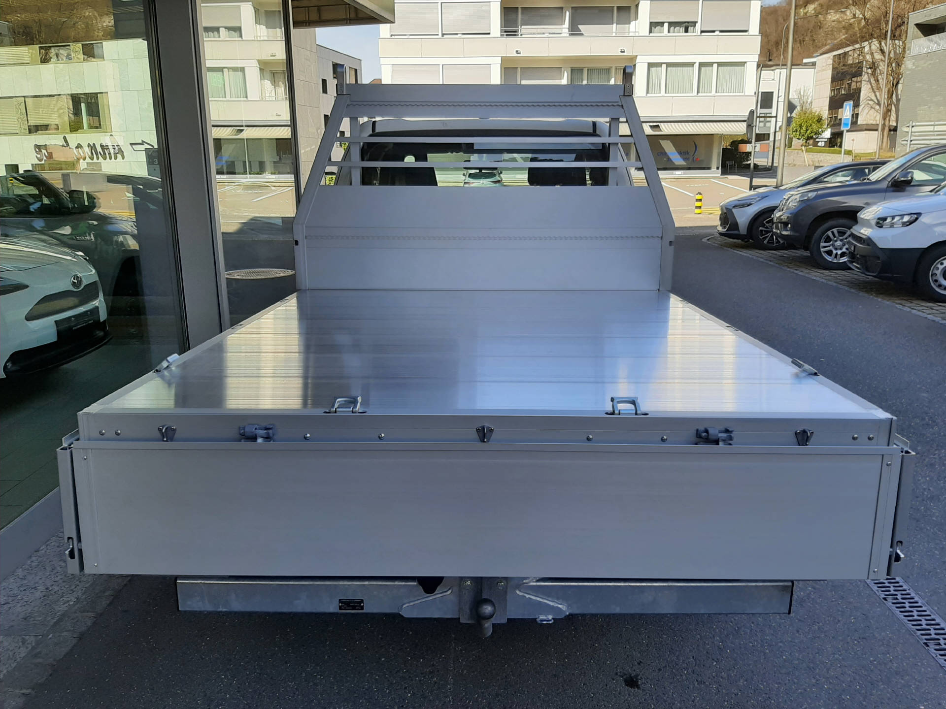 TOYOTA Hilux Extra Cab.-Chassis 2.4 D-4D 150 Comfort-image-9