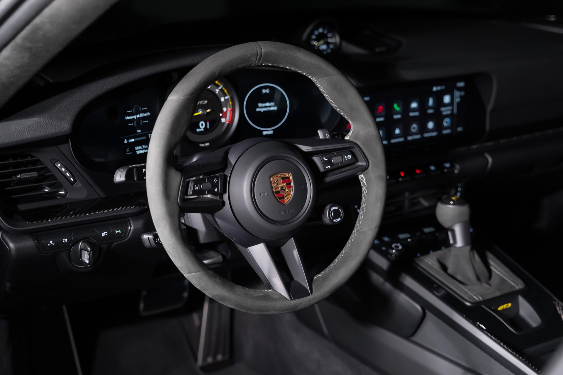 PORSCHE 911 Coupé 4.0 GT3 PDK-image-16