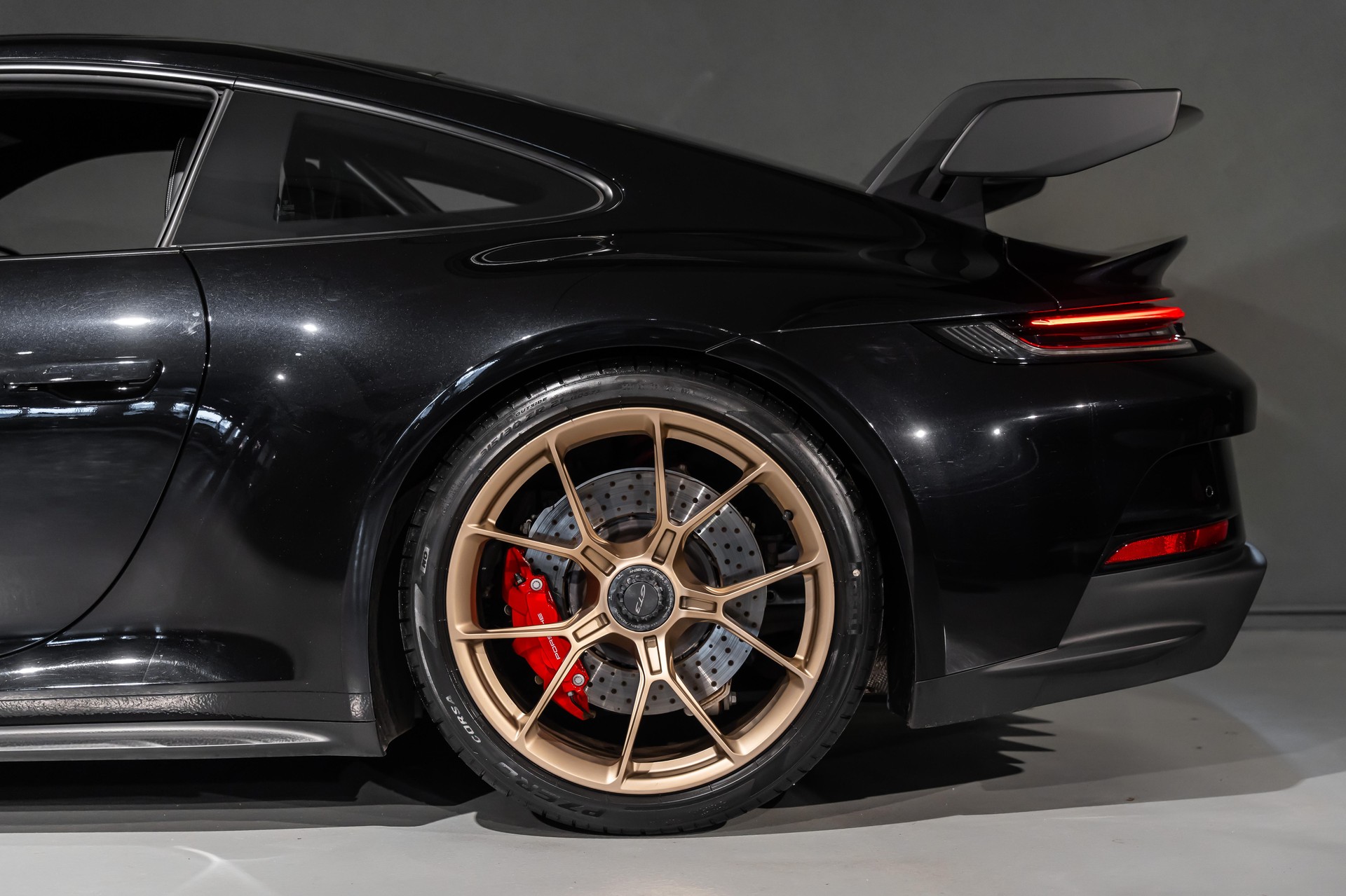 PORSCHE 911 Coupé 4.0 GT3 PDK-image-8