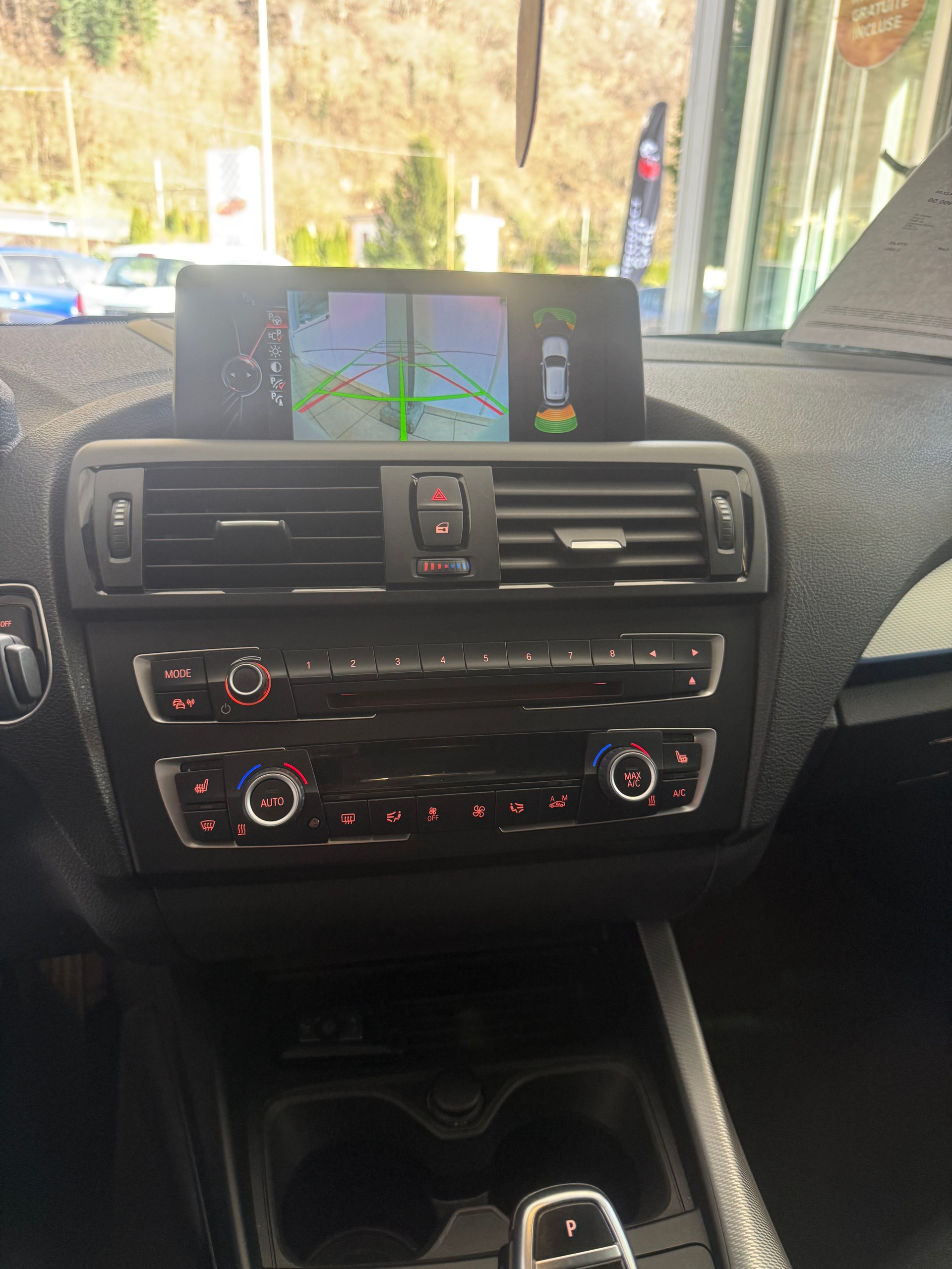 BMW M135i xDrive Steptronic-image-11