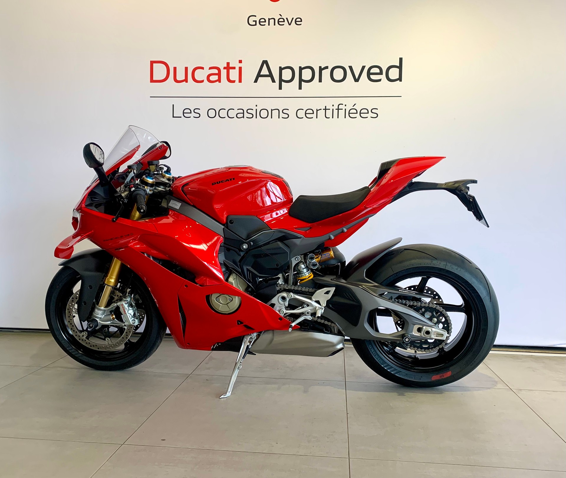 DUCATI Panigale V4 S-image-1