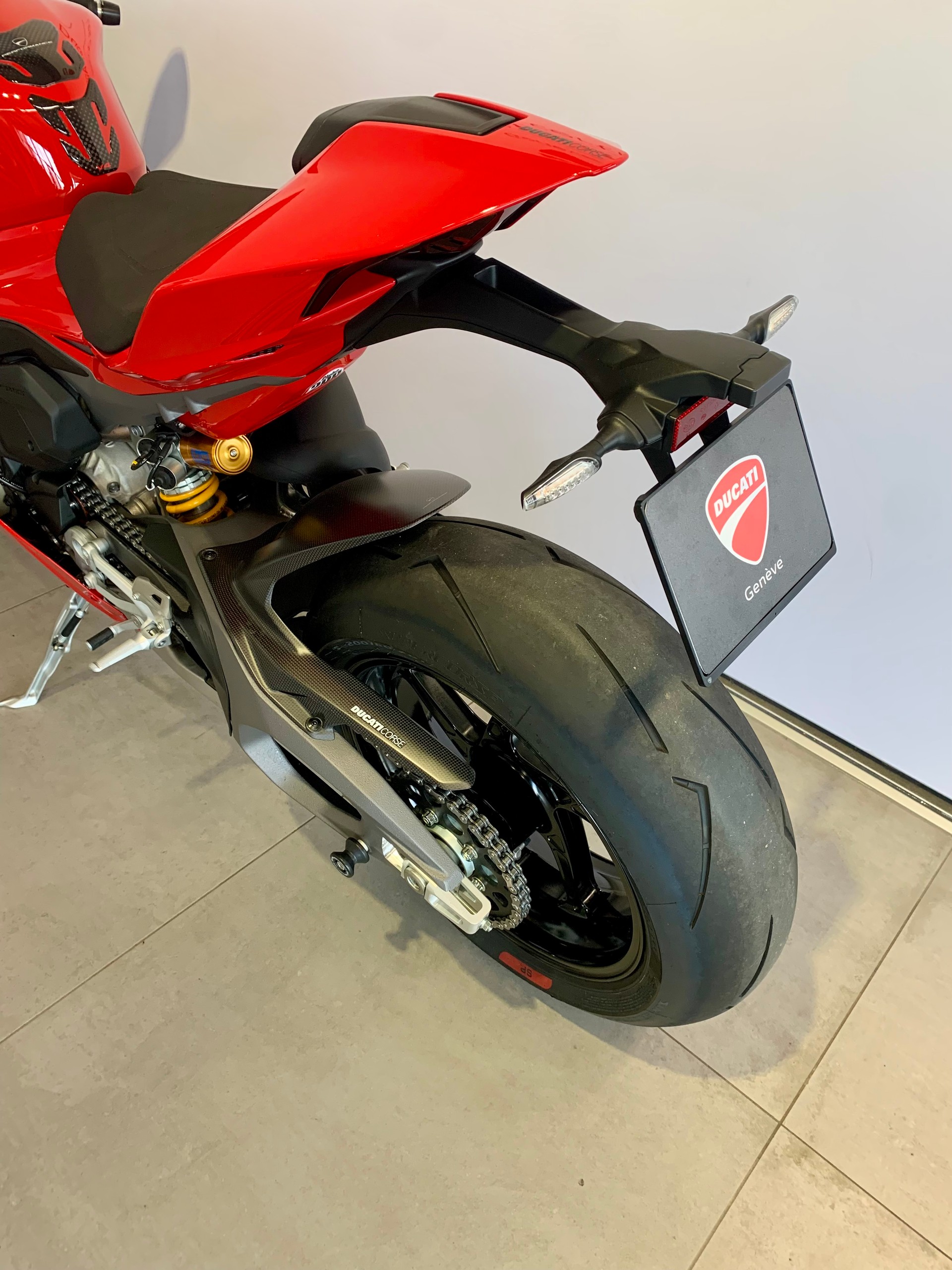 DUCATI Panigale V4 S-image-12