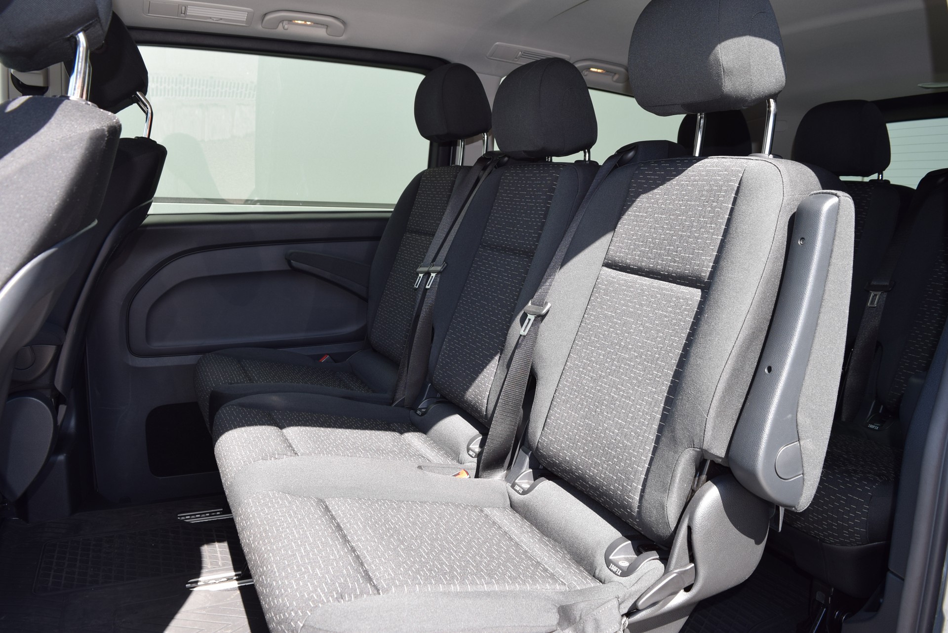 MERCEDES-BENZ Vito 116 CDI Lang Tourer 9G-Tronic 4M Select-image-8