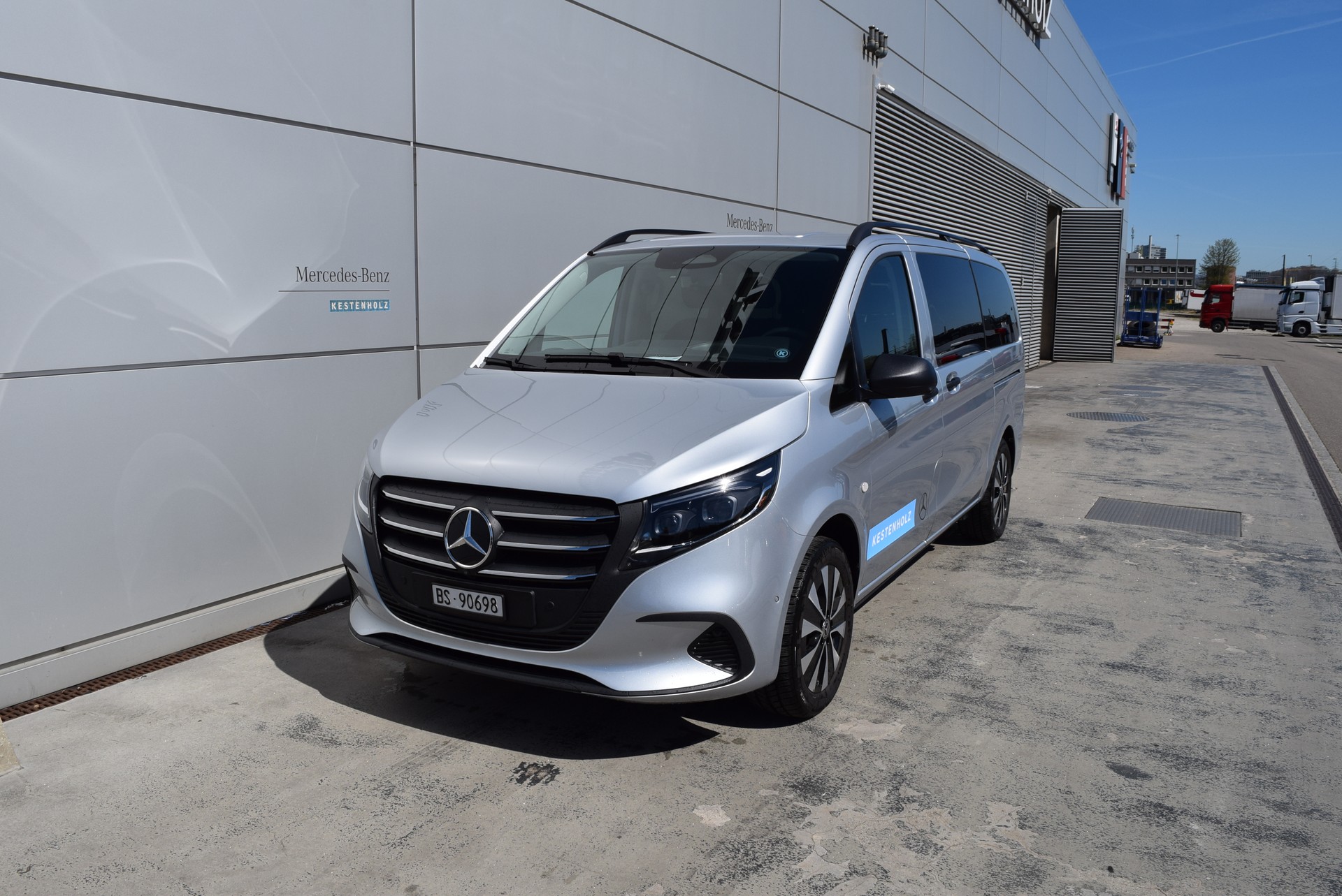 MERCEDES-BENZ Vito 116 CDI Lang Tourer 9G-Tronic 4M Select