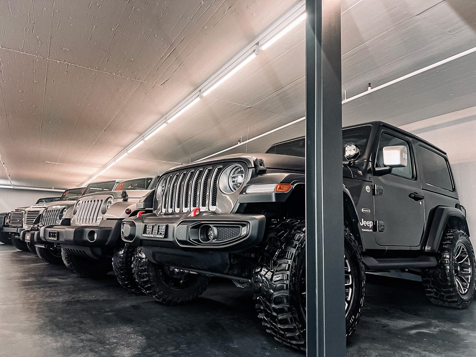 JEEP Wrangler 2.0 Overland Automatic-image-19