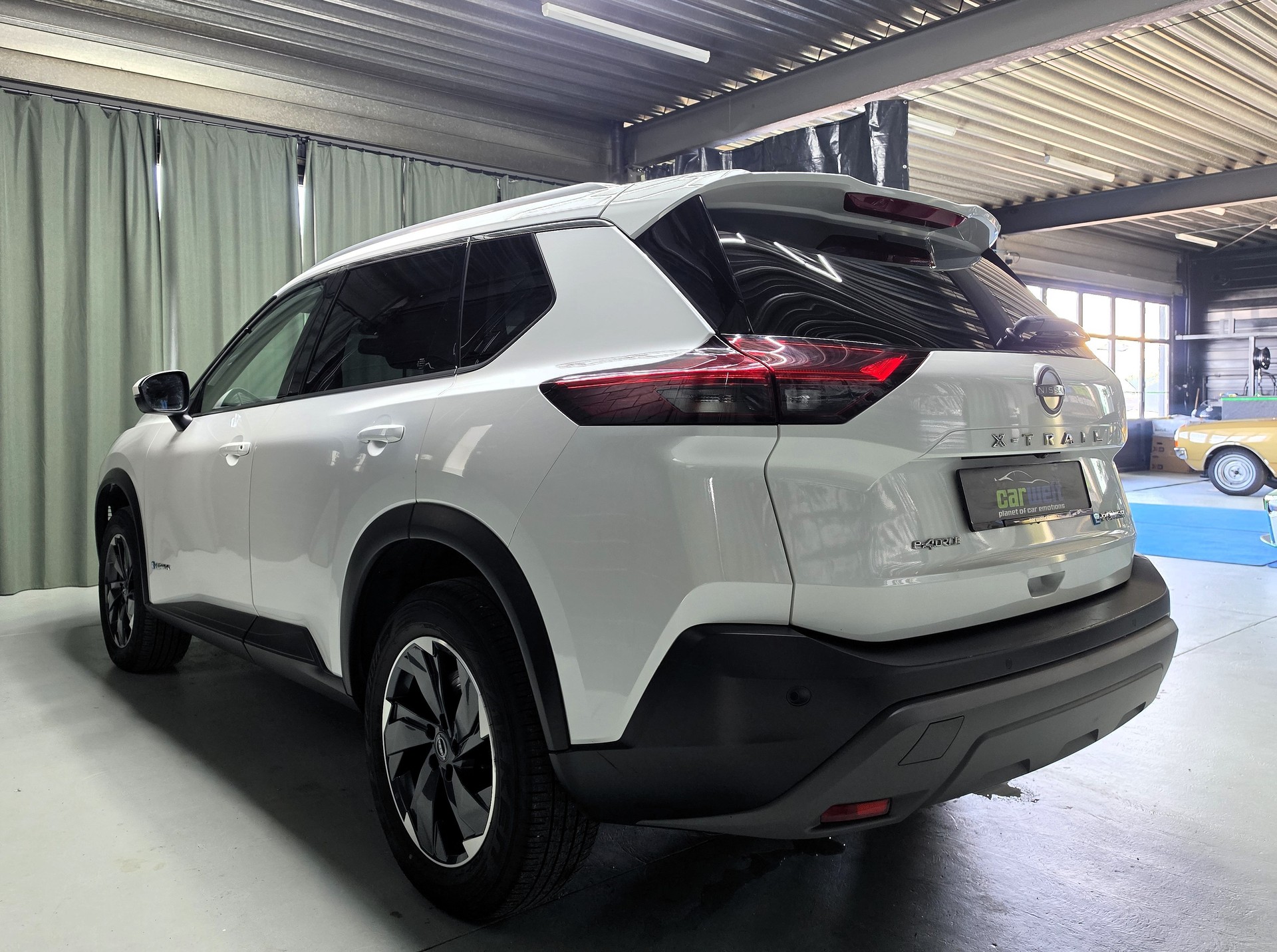 NISSAN X-Trail 1.5 VC-T N-Connecta e-4orce 4WD 7 Plätzer-image-9