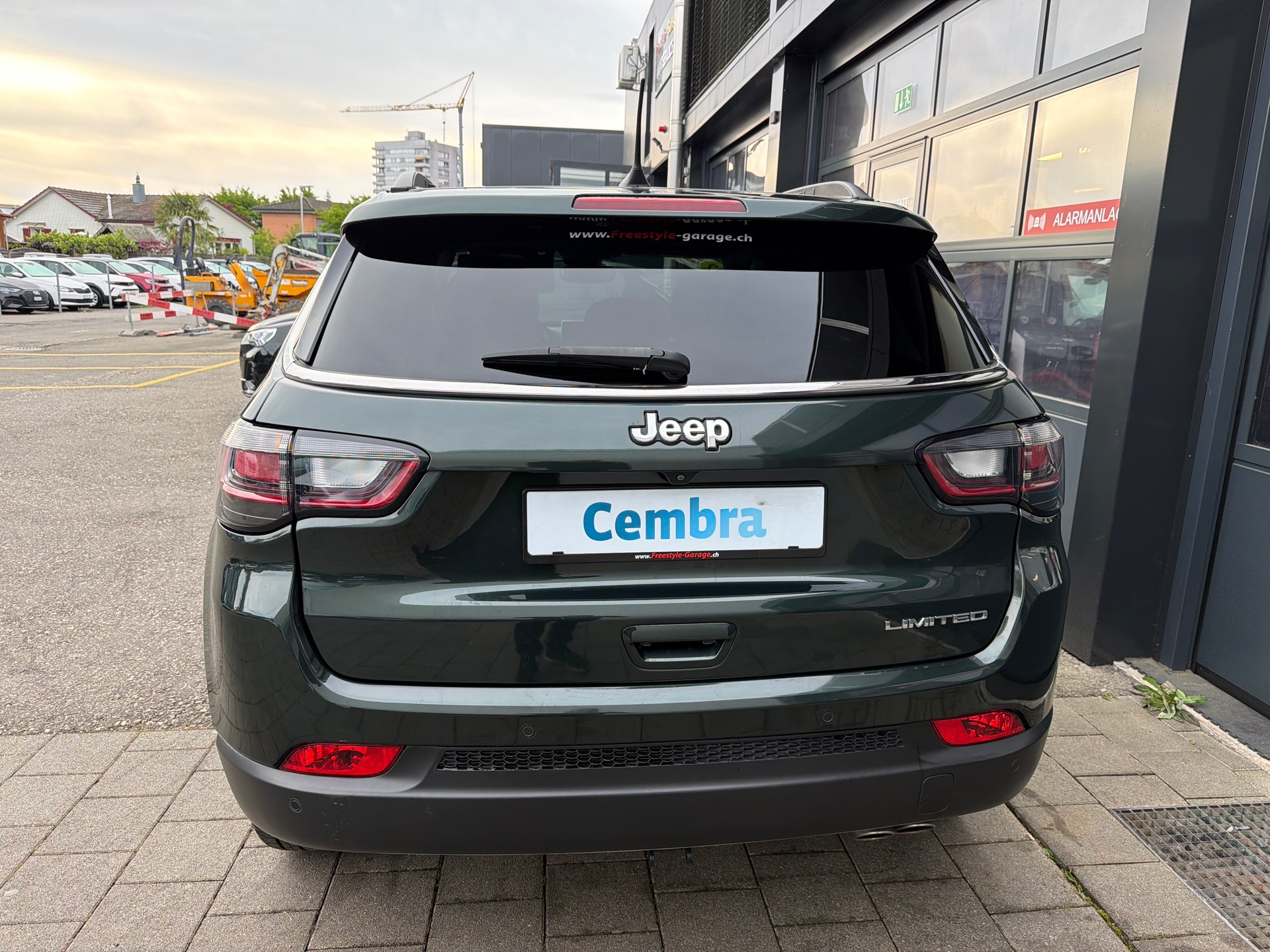 JEEP Compass 4x2 1.3 Turbo Limited DKG-image-4