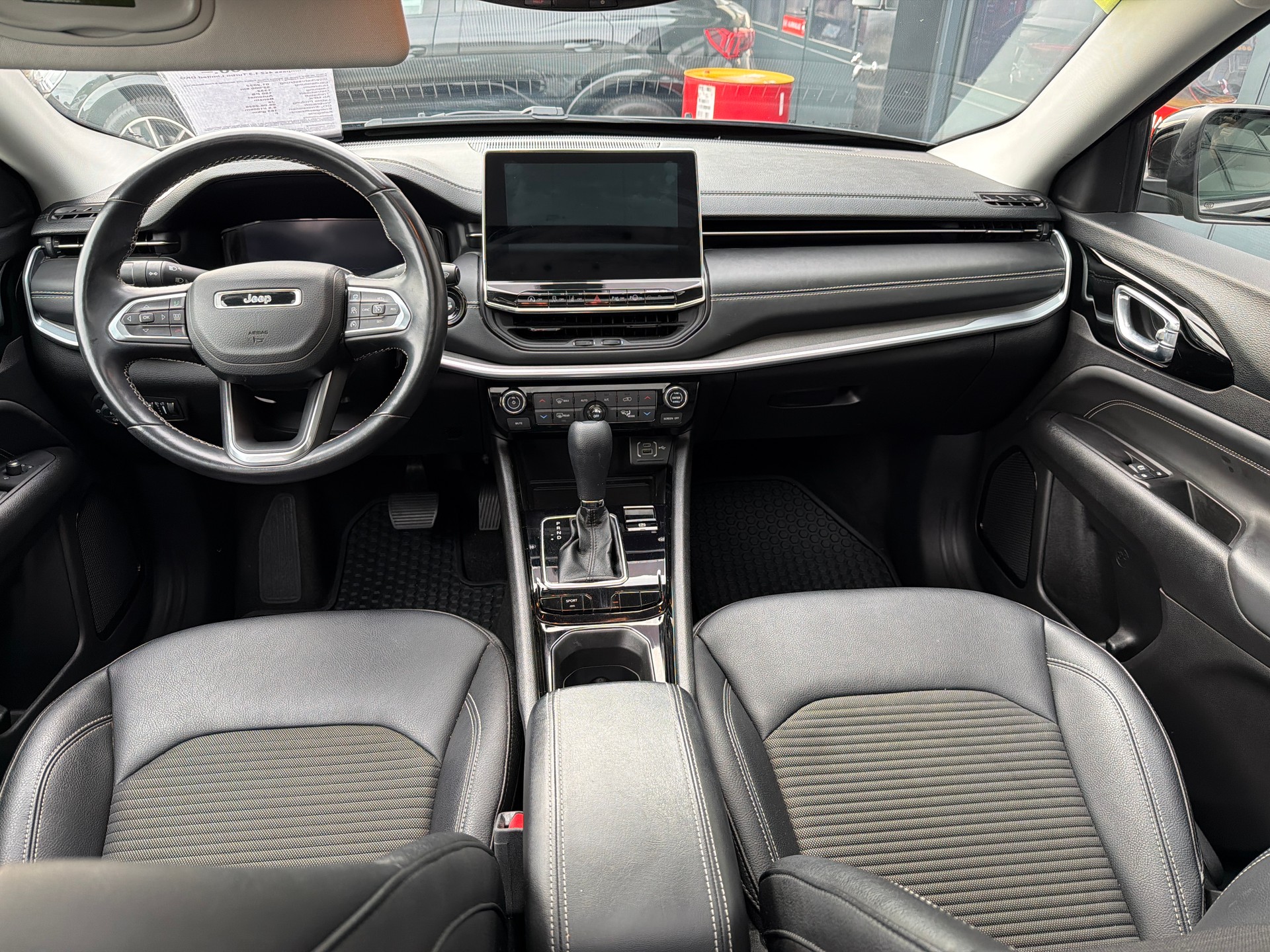 JEEP Compass 4x2 1.3 Turbo Limited DKG-image-11