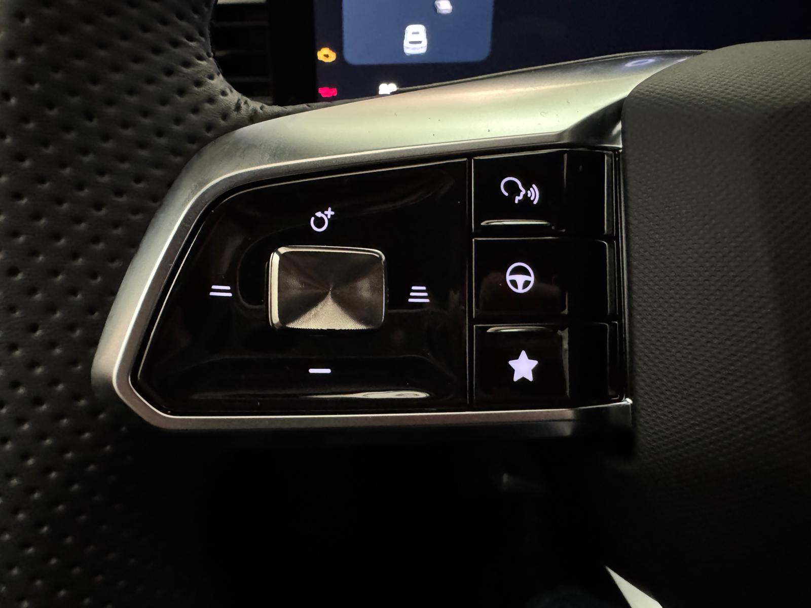 MG HS 1.5 Hybrid Luxury-image-9