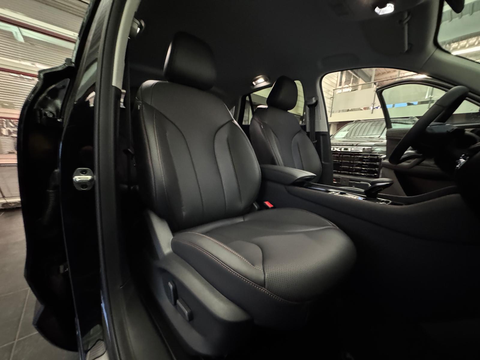 MG HS 1.5 Hybrid Luxury-image-7