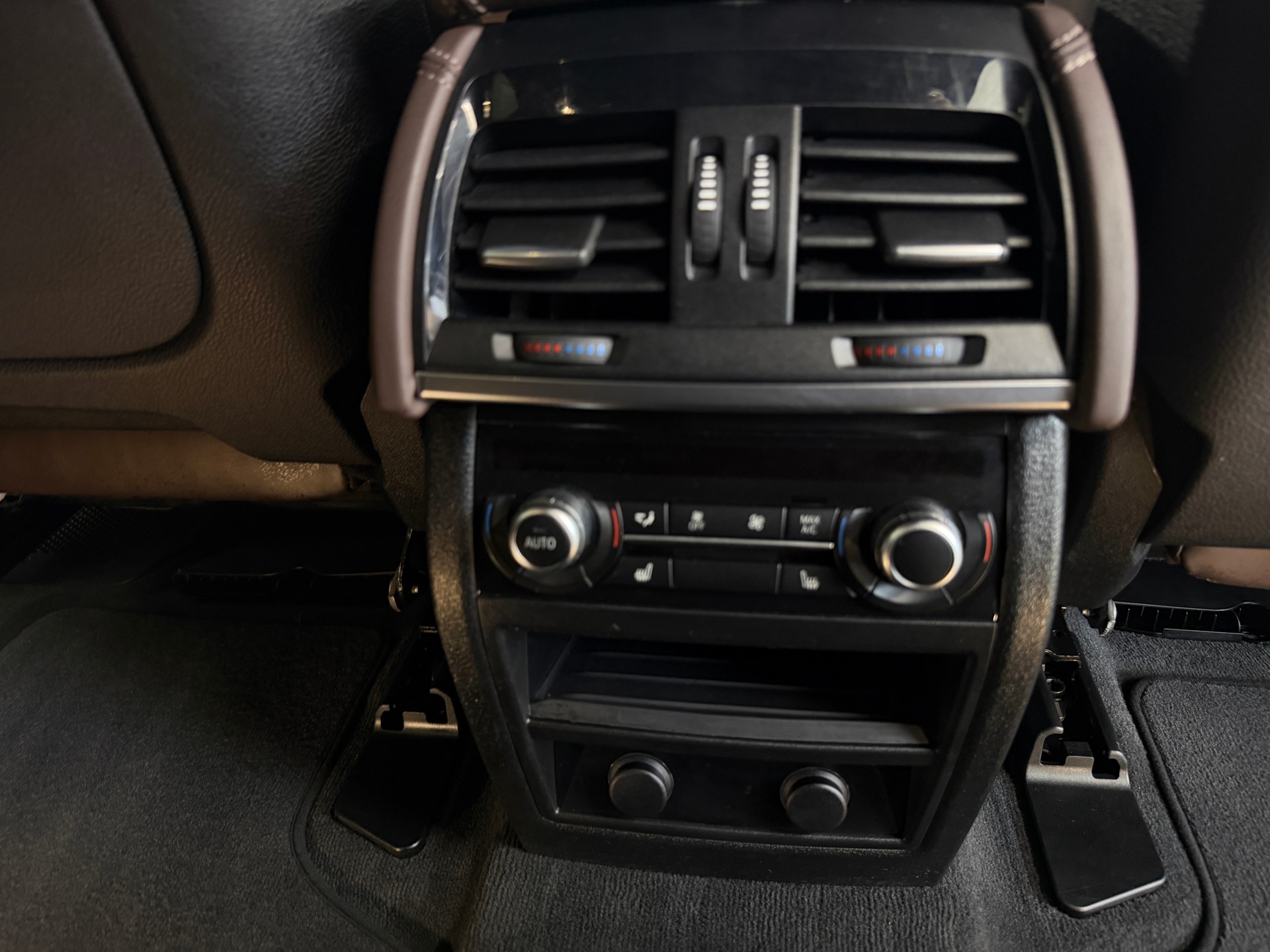 BMW X5 xDrive 40d Steptronic-image-21