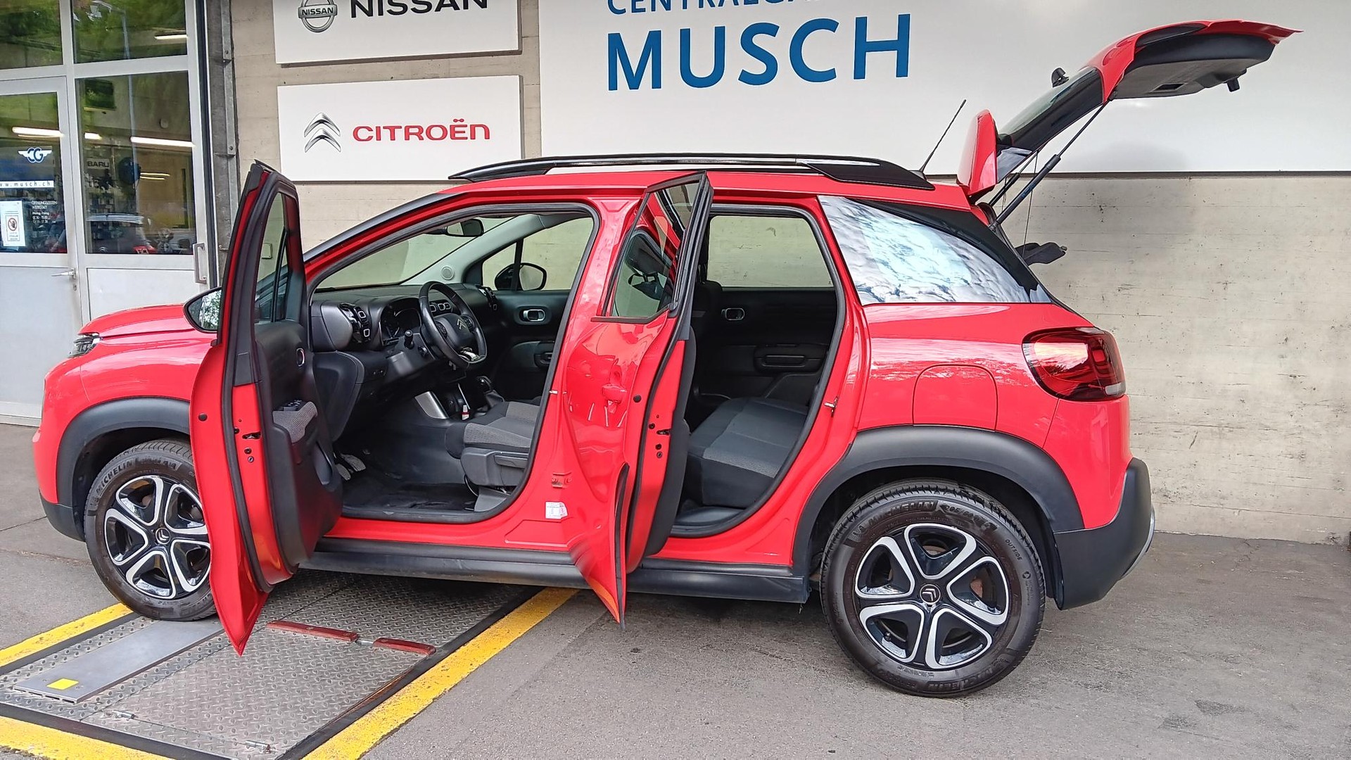 CITROEN C3 Aircross 1.2i PureTech Feel-image-7