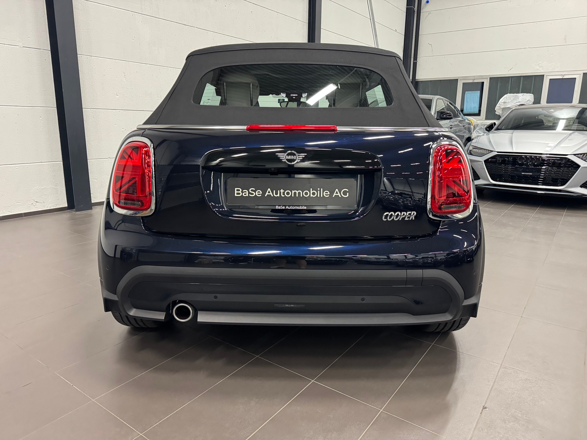 MINI Cooper Cabriolet DKG-image-17
