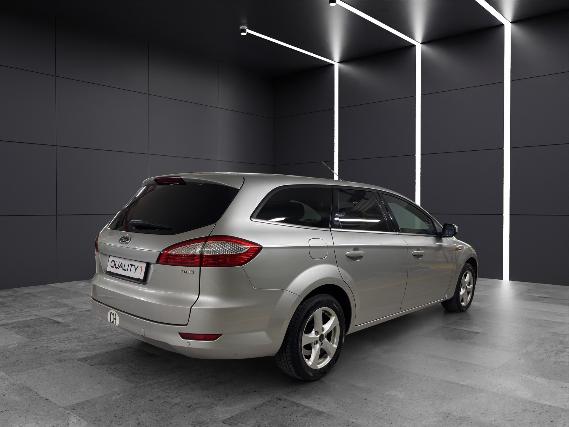 FORD Mondeo 2.0 TDCi 16V Titanium Executive-image-4