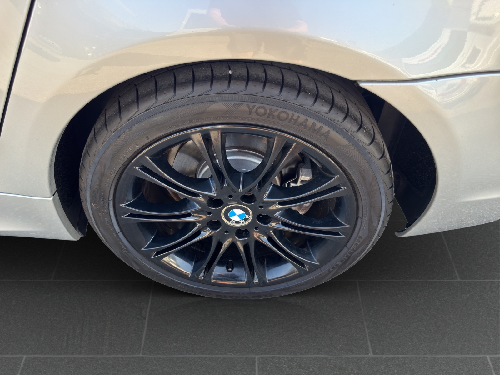 BMW 530xi Touring-image-14
