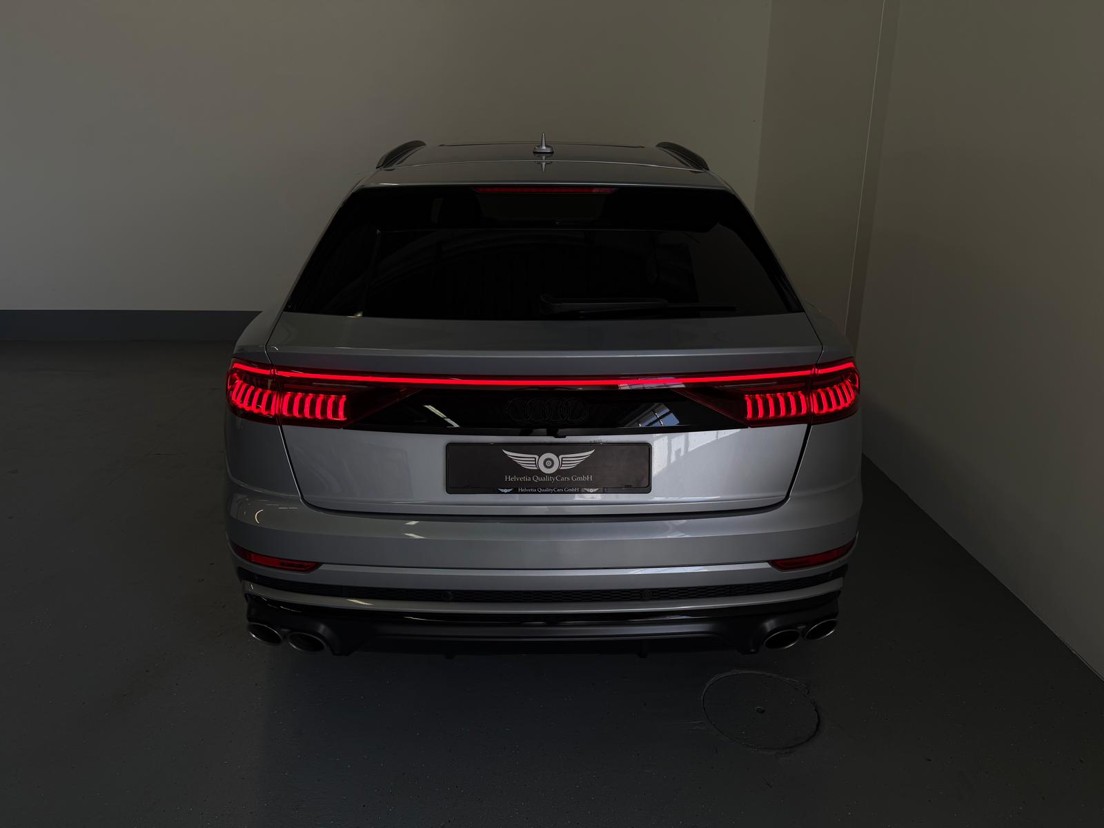 AUDI SQ8 TFSI quattro tiptronic-image-12