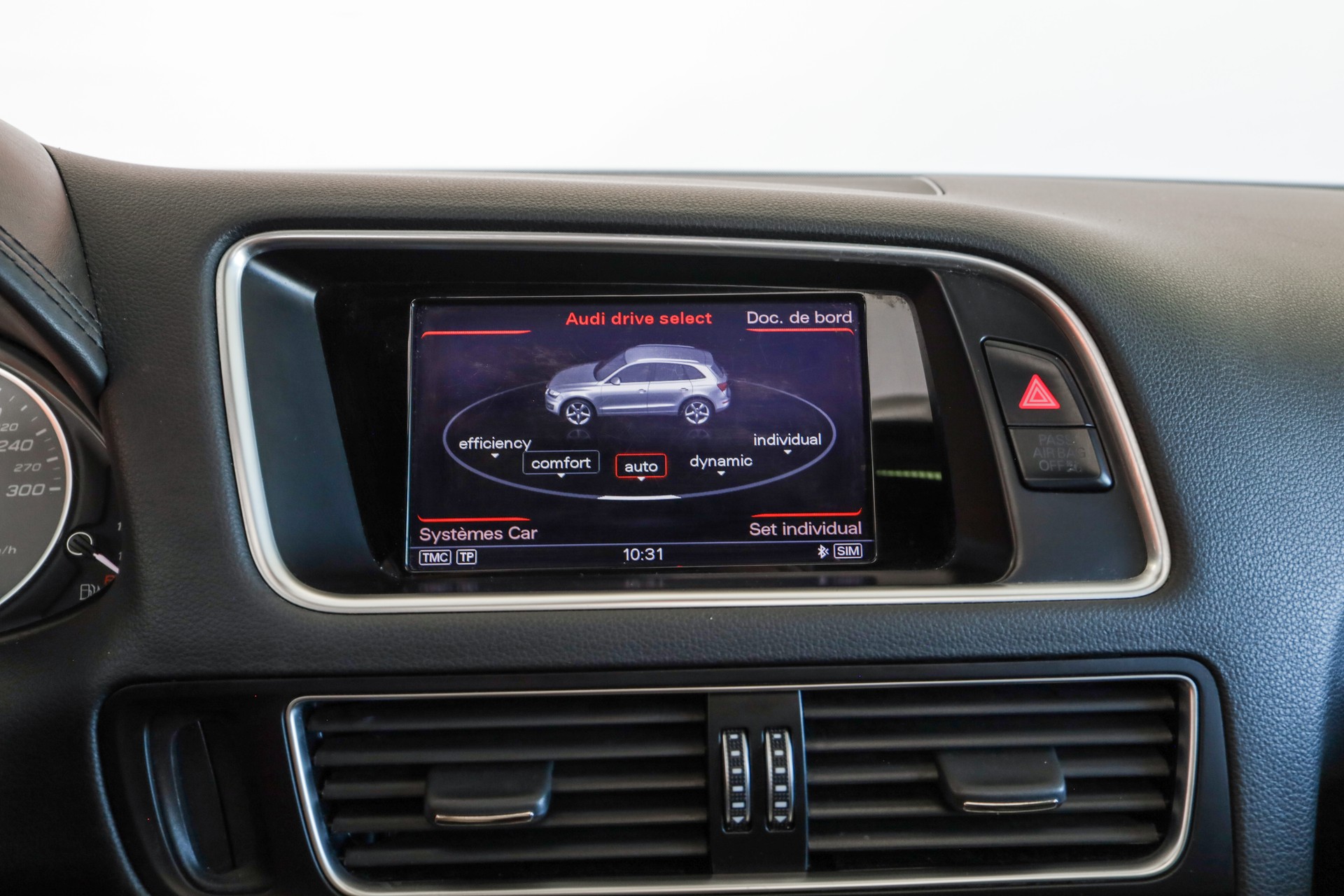 AUDI SQ5 3.0 TDI quattro tiptronic-image-12