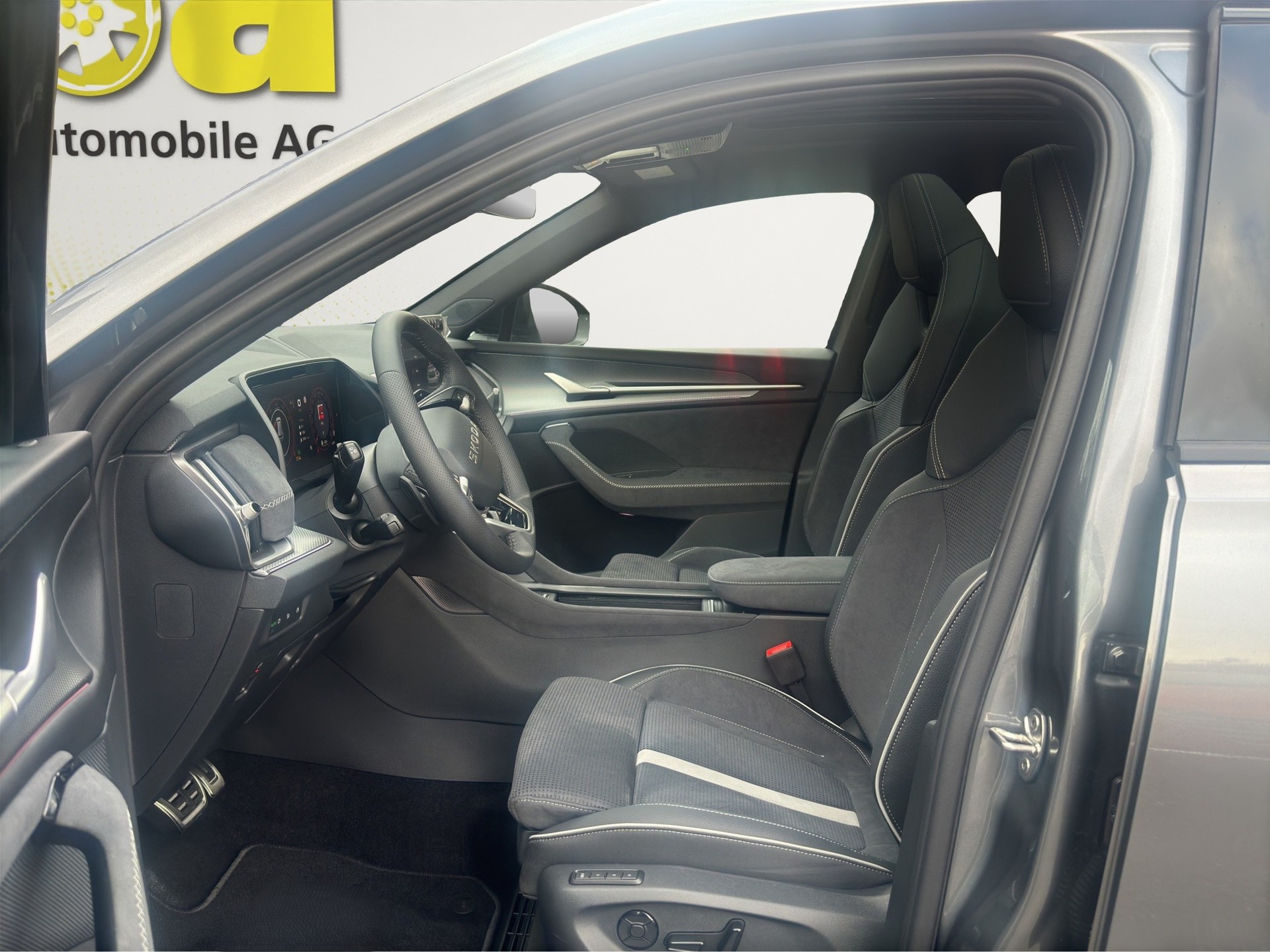 SKODA Kodiaq 1.5 TSI MHEV Sportline 7 Plätze AHK-image-11