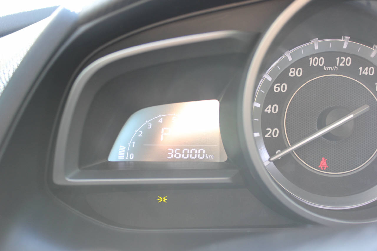 MAZDA 2 1.5 90 Ambition-image-9