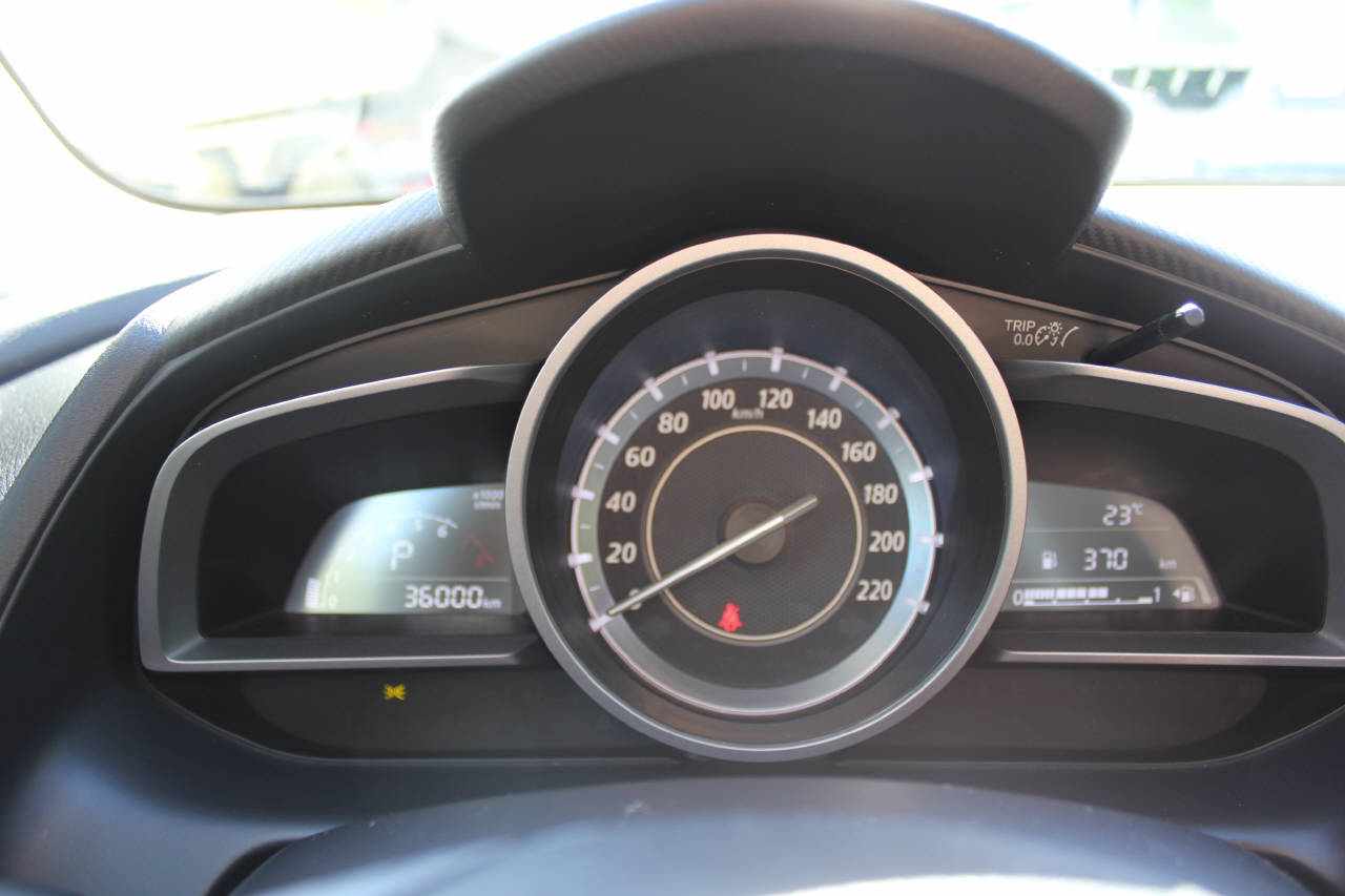 MAZDA 2 1.5 90 Ambition-image-8