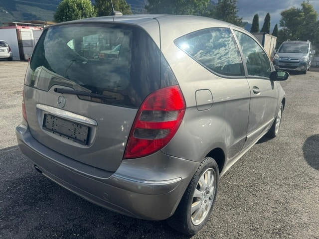 MERCEDES-BENZ A 170 Classic-image-1