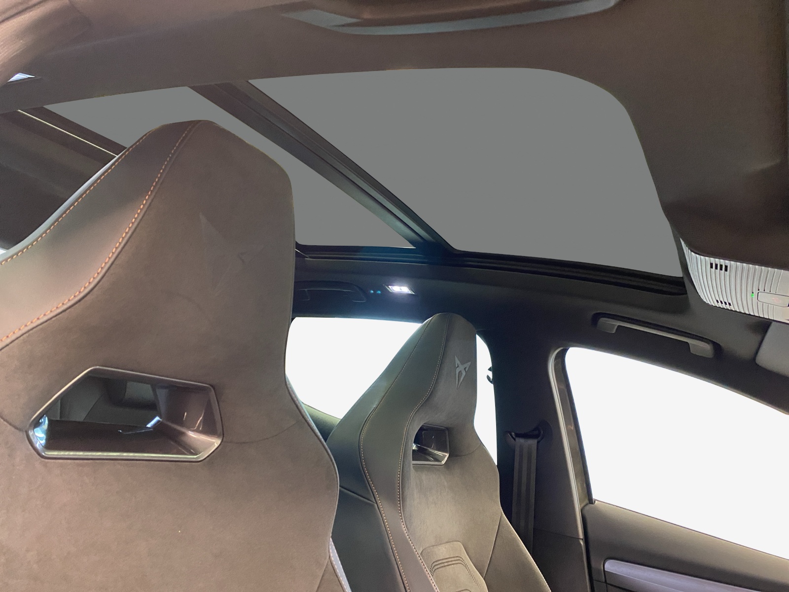 CUPRA Formentor 2.0TSI Tribe Edition DSG-image-13