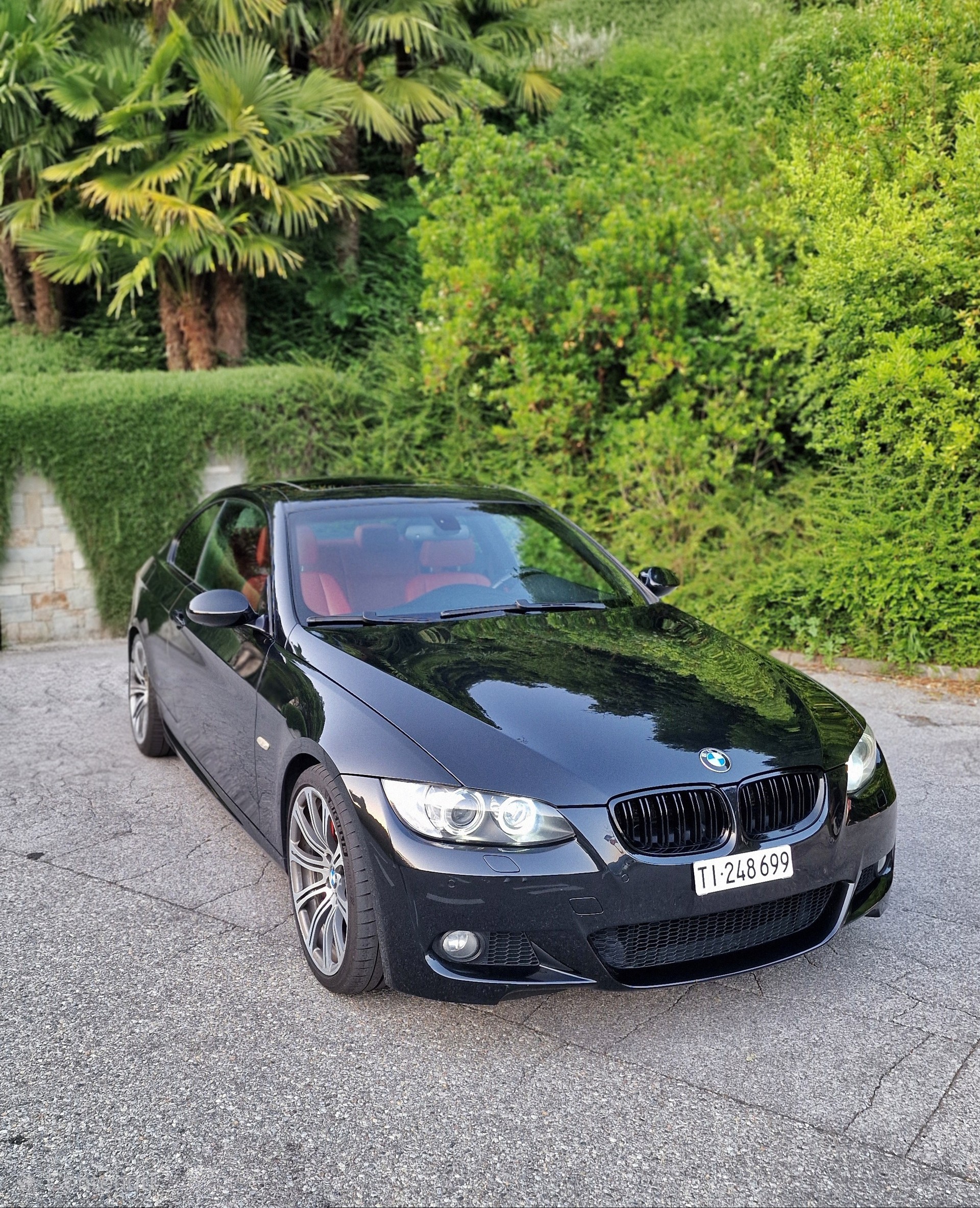 BMW 335d Coupé M Sportpaket Steptronic-image-1