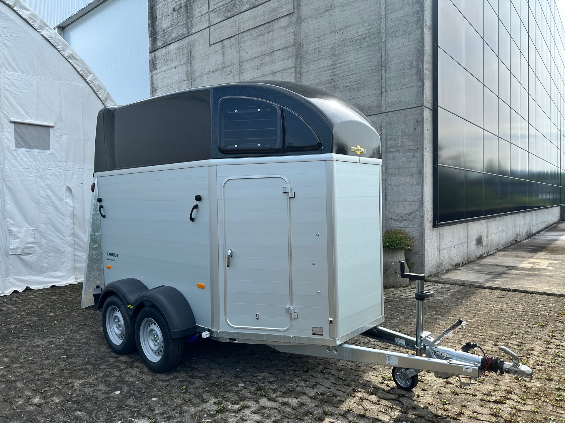 HUMBAUR Xanthos 2400