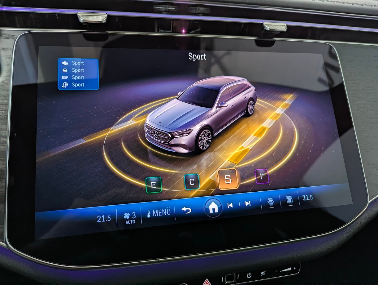 MERCEDES-BENZ E 220 d AMG Line 4Matic Kombi*NEUES MODELL WERKSGAR ASSISTS+ AHK 2'100KG MBUX-NAVI CAM NIGHT-PACK*-image-18