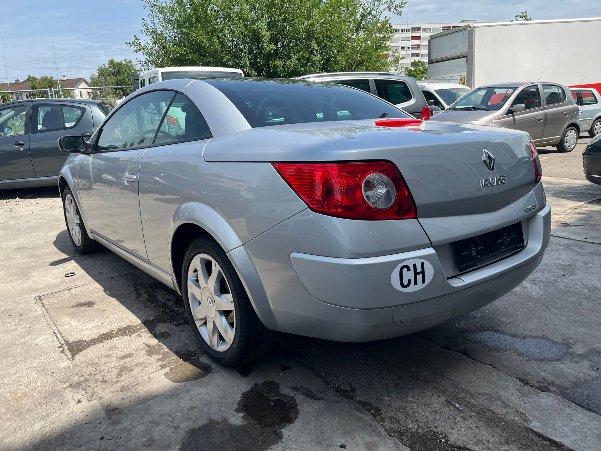 RENAULT Mégane C-C 2.0 16V Dynamique Confort-image-6