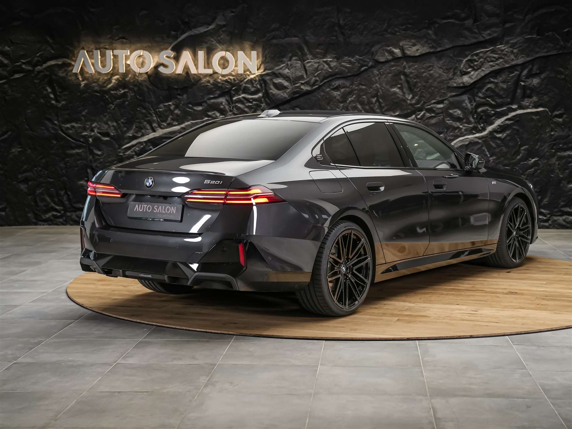 BMW 520i M Sport Steptronic *Werksgarantie*21" Felgen*Head Up*Sitzbelüftung*-image-5