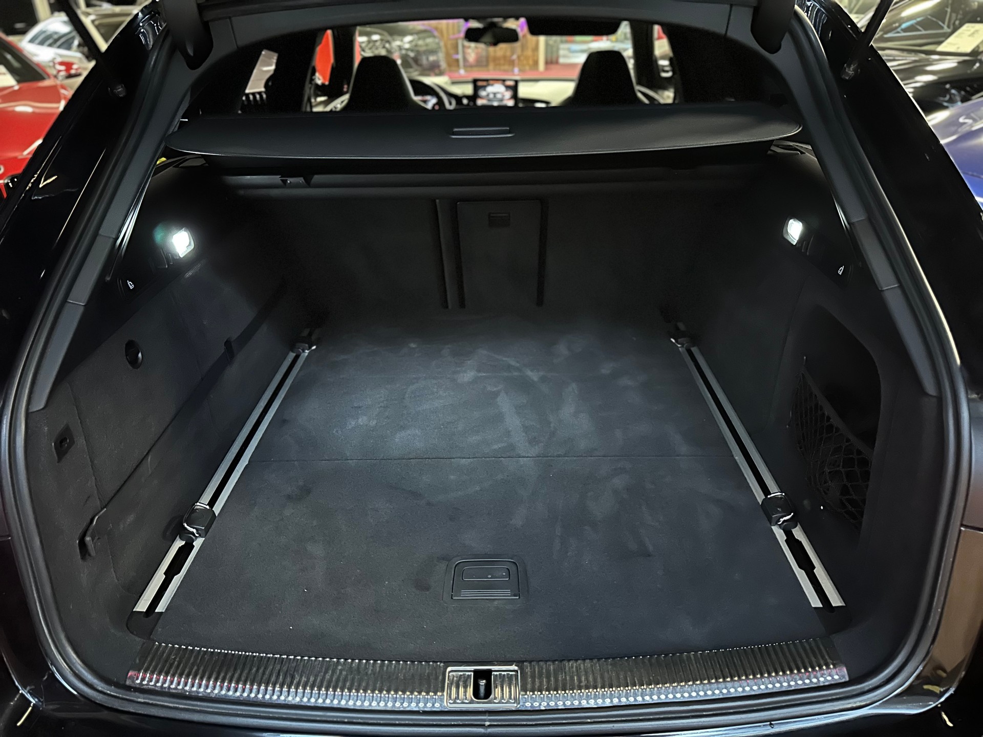 AUDI RS6 Avant 4.0 TFSI V8 quattro Tiptronic / ** Frisch ab MFK & Service **-image-26