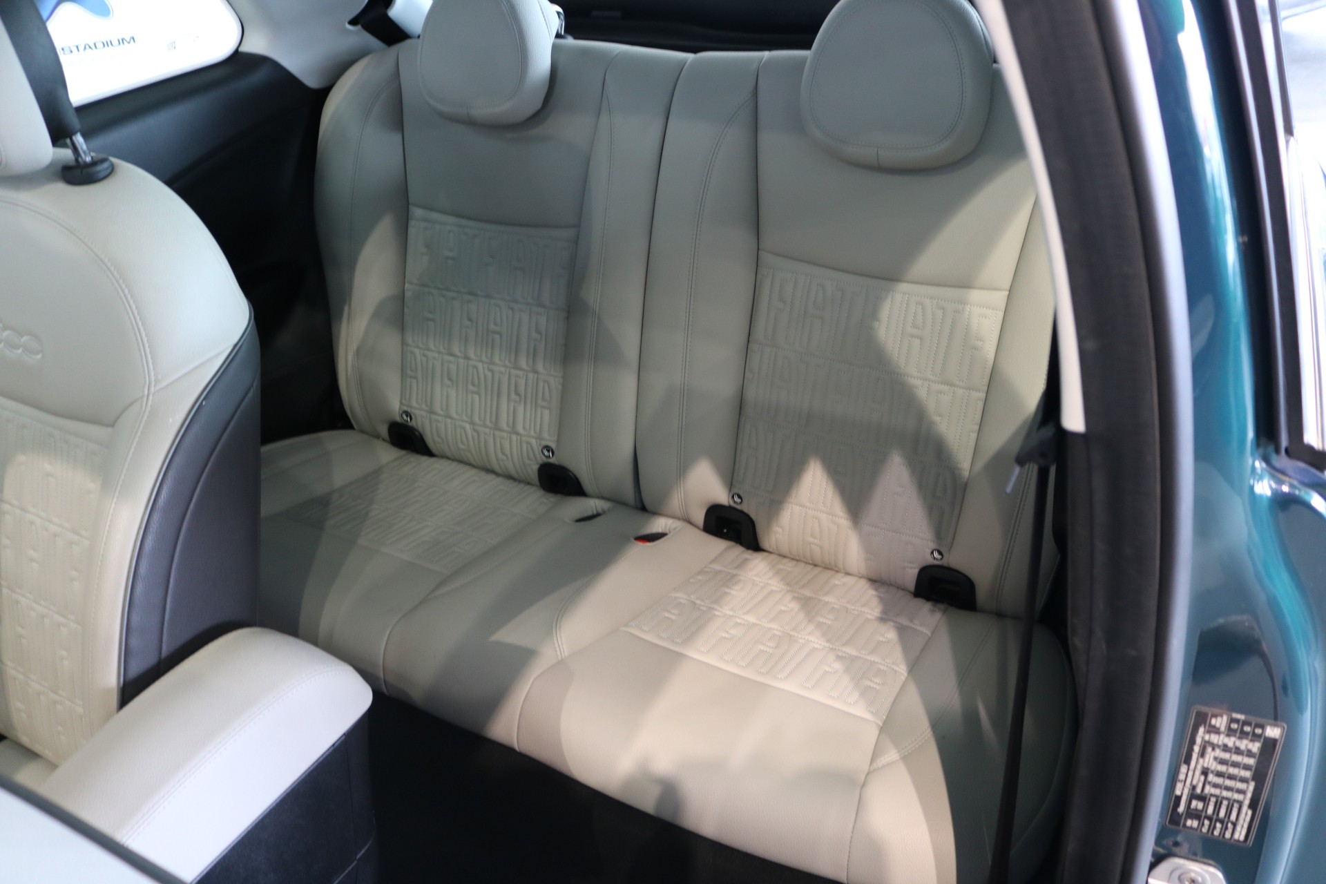 FIAT 500 electric 87 kW La Prima-image-44