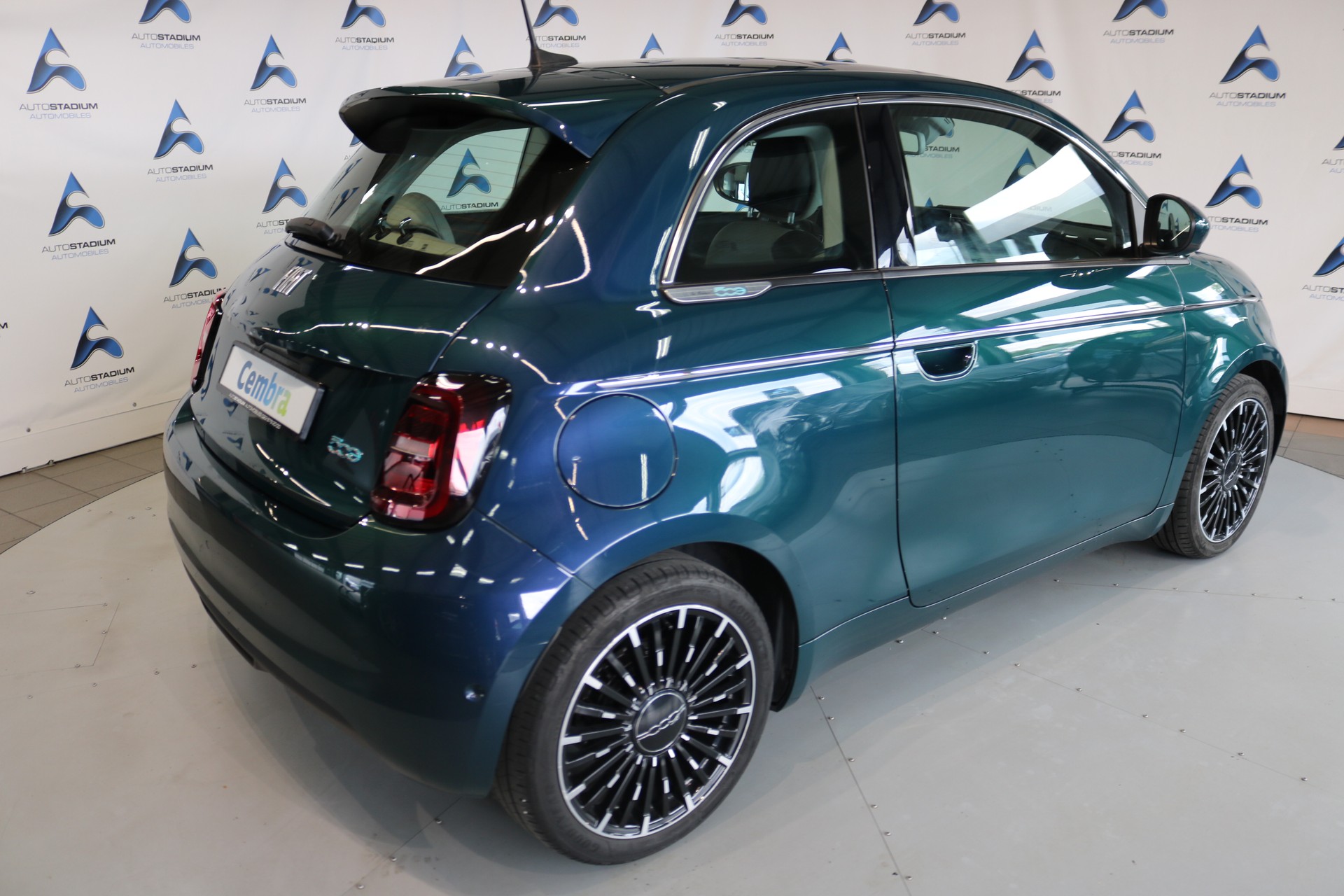 FIAT 500 electric 87 kW La Prima-image-21