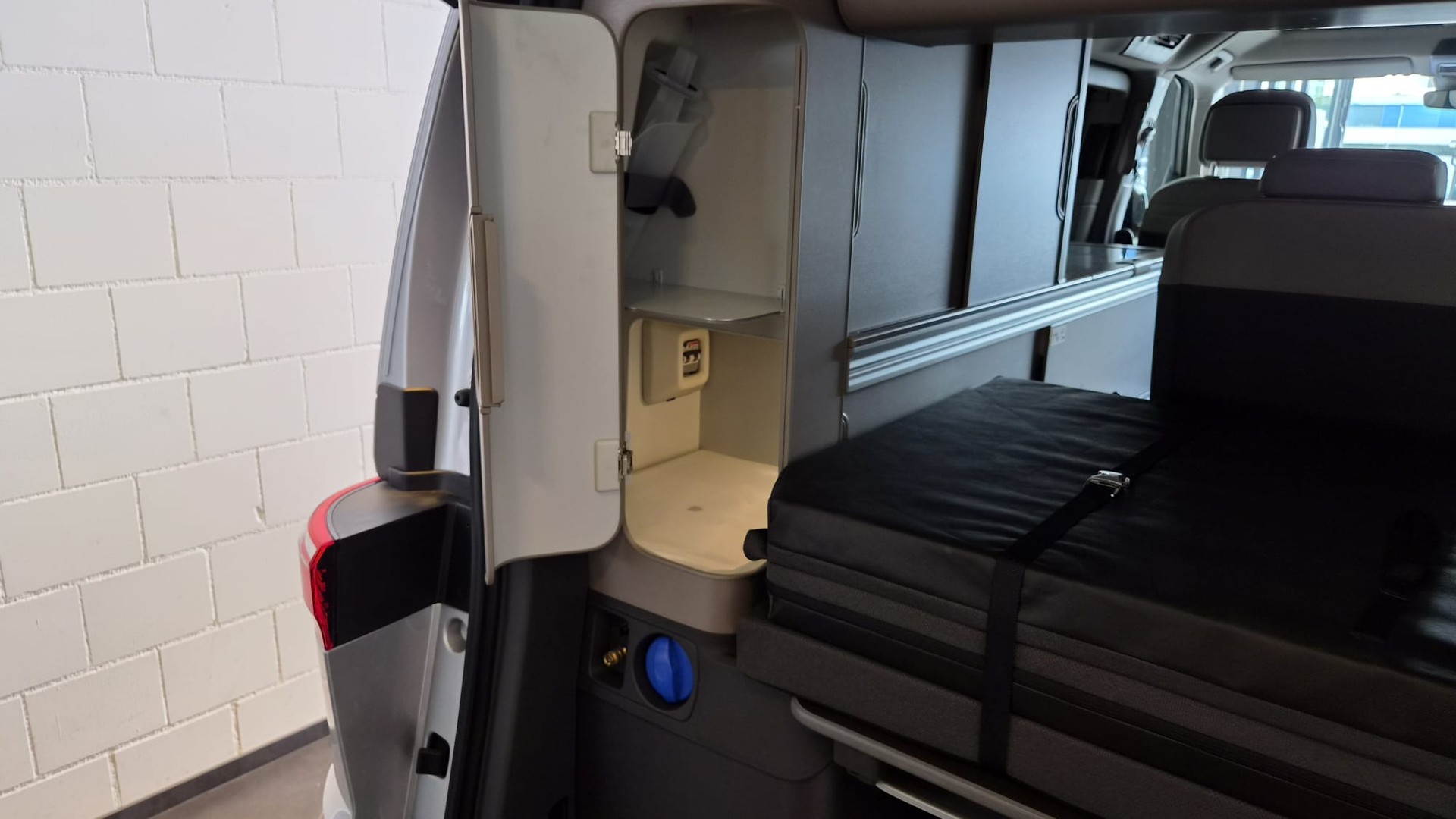 VW California eHybrid Ocean Liberty 4Motion-image-24