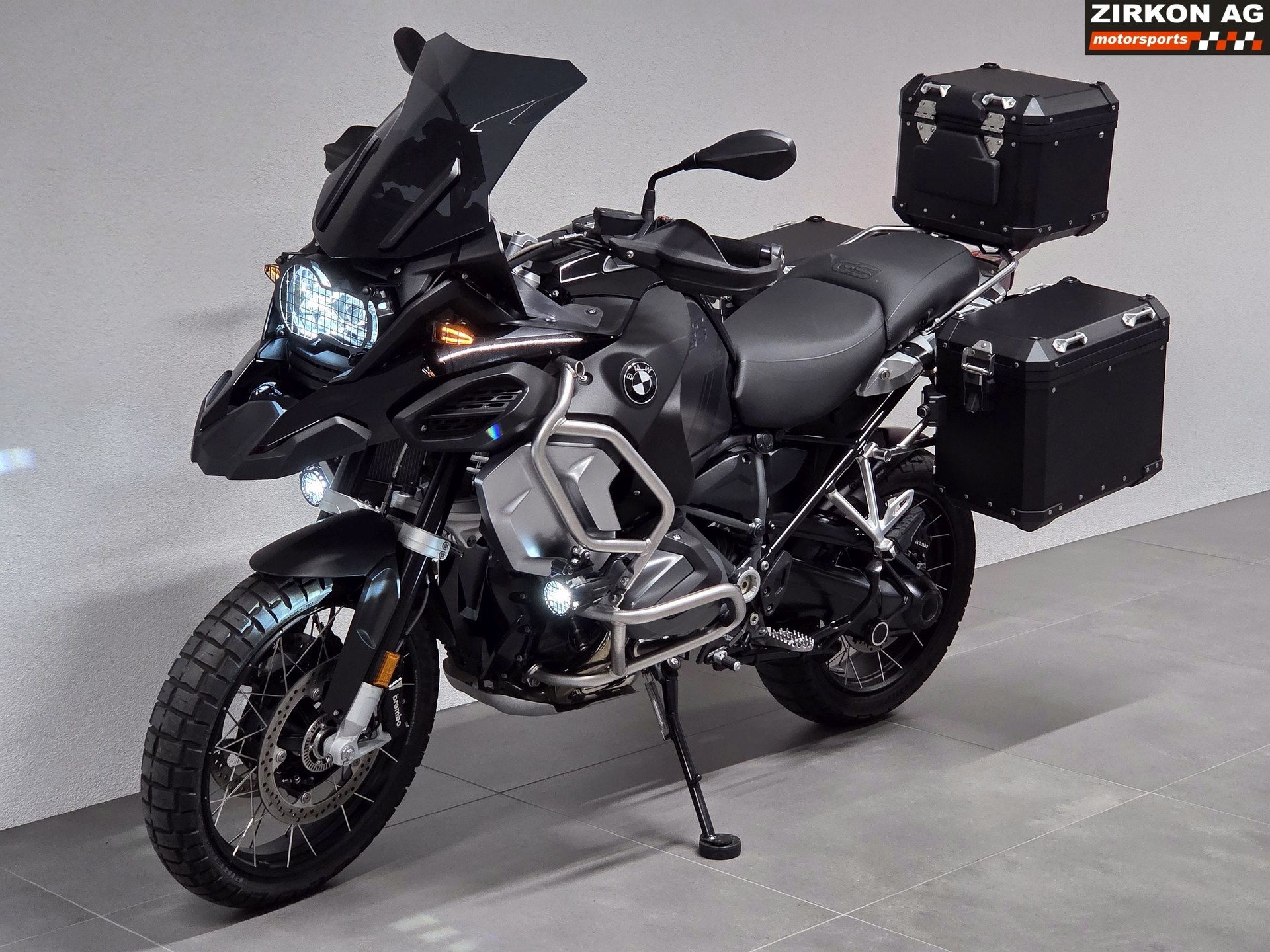 BMW R 1250 GS Adventure Triple Black | Akrapovic-image-5