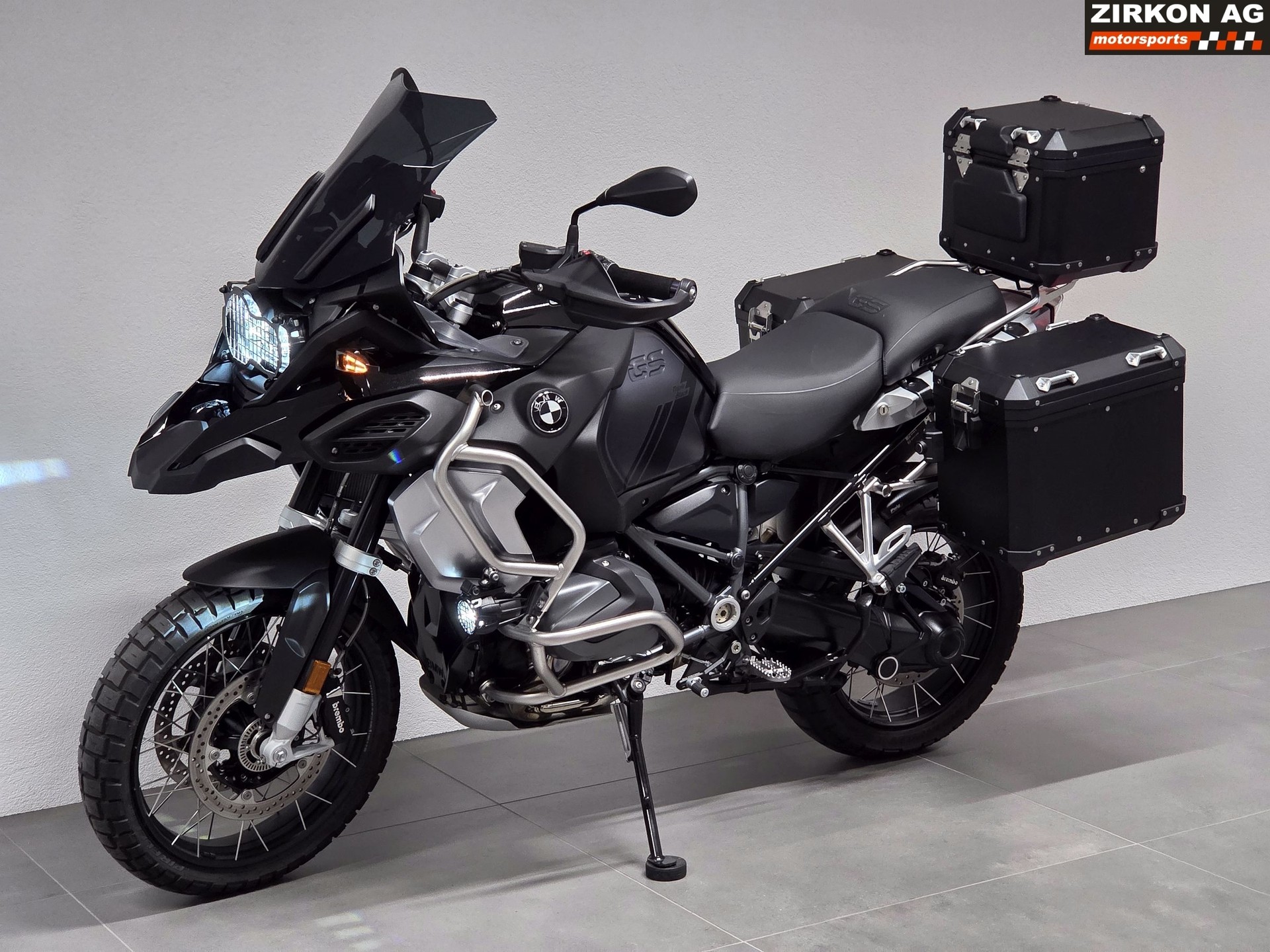 BMW R 1250 GS Adventure Triple Black | Akrapovic-image-6