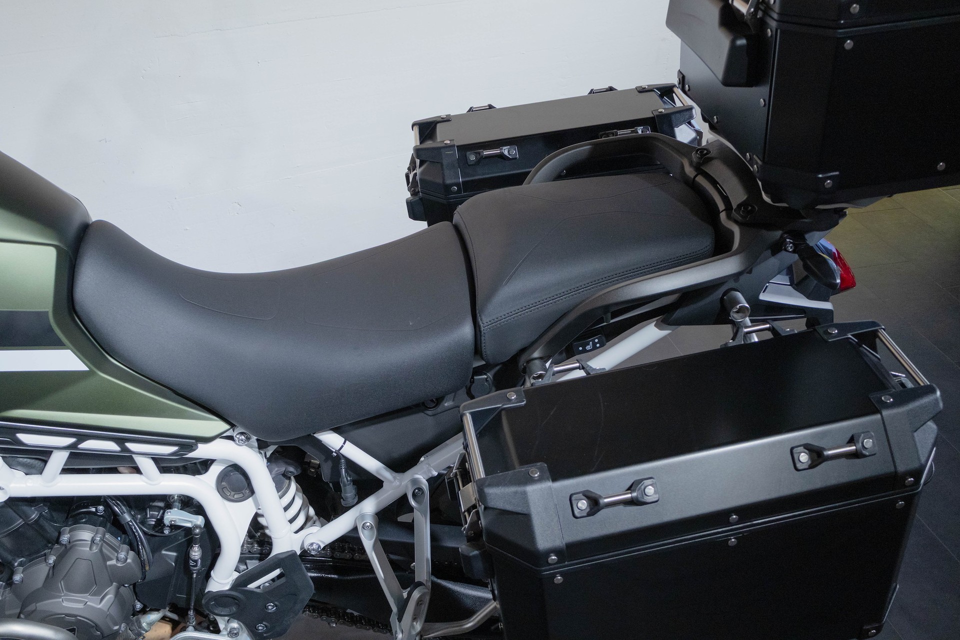 TRIUMPH Tiger 900 Rally PRO-image-9