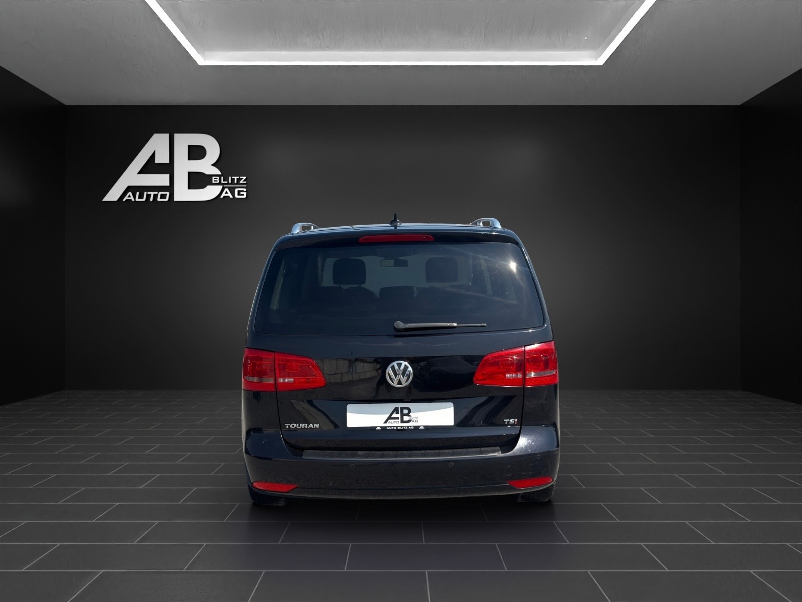 VW Touran 1.4 TSI Highline DSG * 7- Plätzer *-showroom-element-3