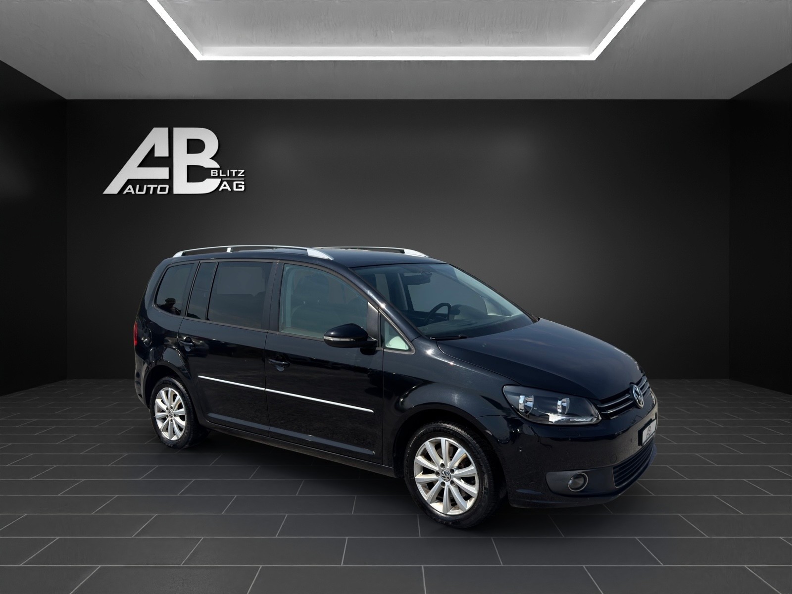VW Touran 1.4 TSI Highline DSG * 7- Plätzer *-image-5