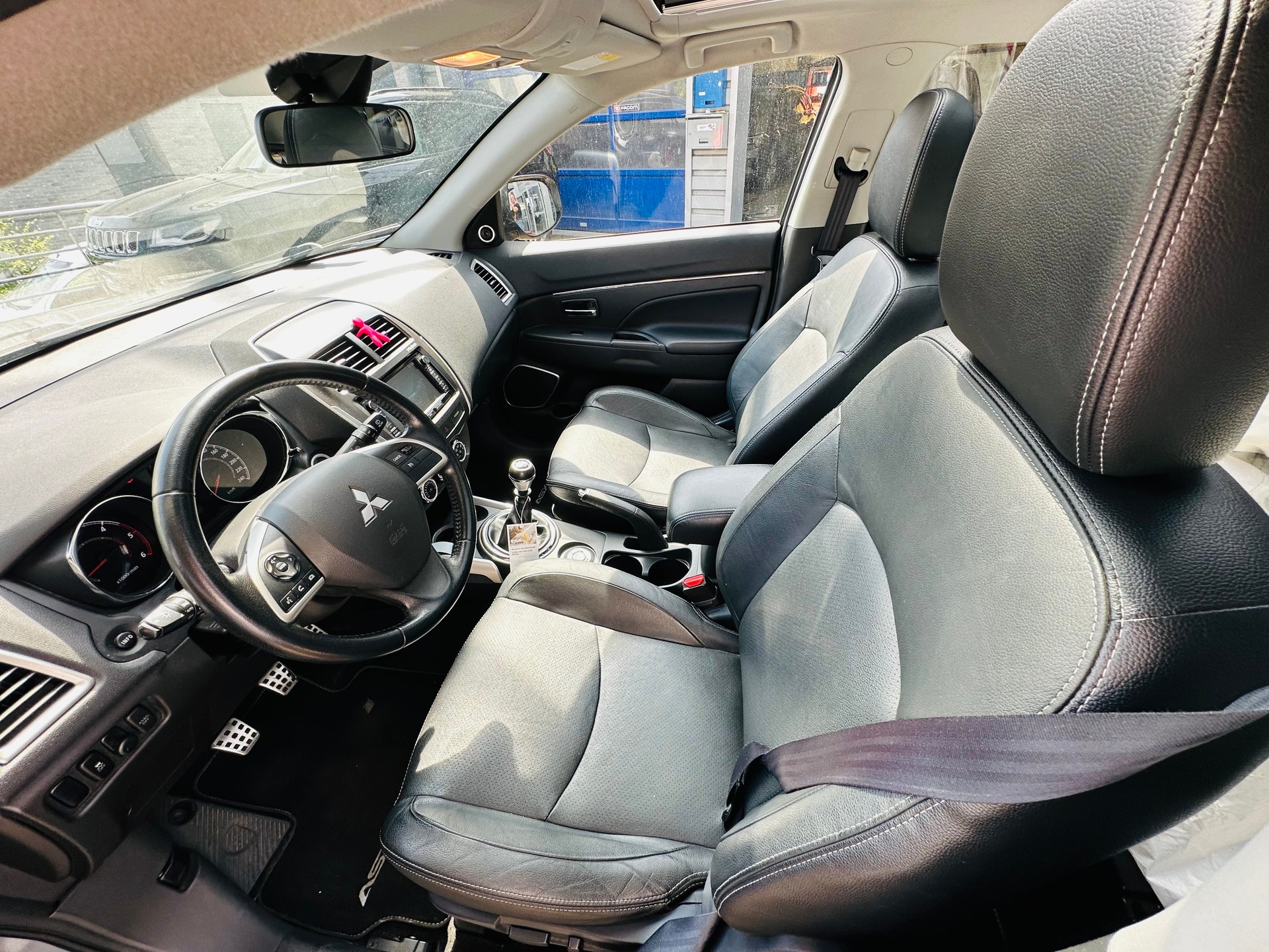 MITSUBISHI ASX 1.8 DID Sport 4WD-image-10