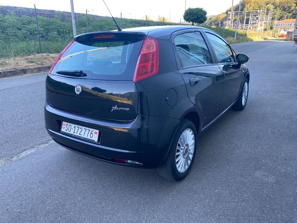FIAT Punto 1.4 Dynamic-showroom-element-2