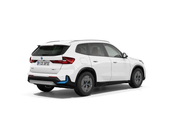 BMW iX1 30 xDrive-showroom-element-2