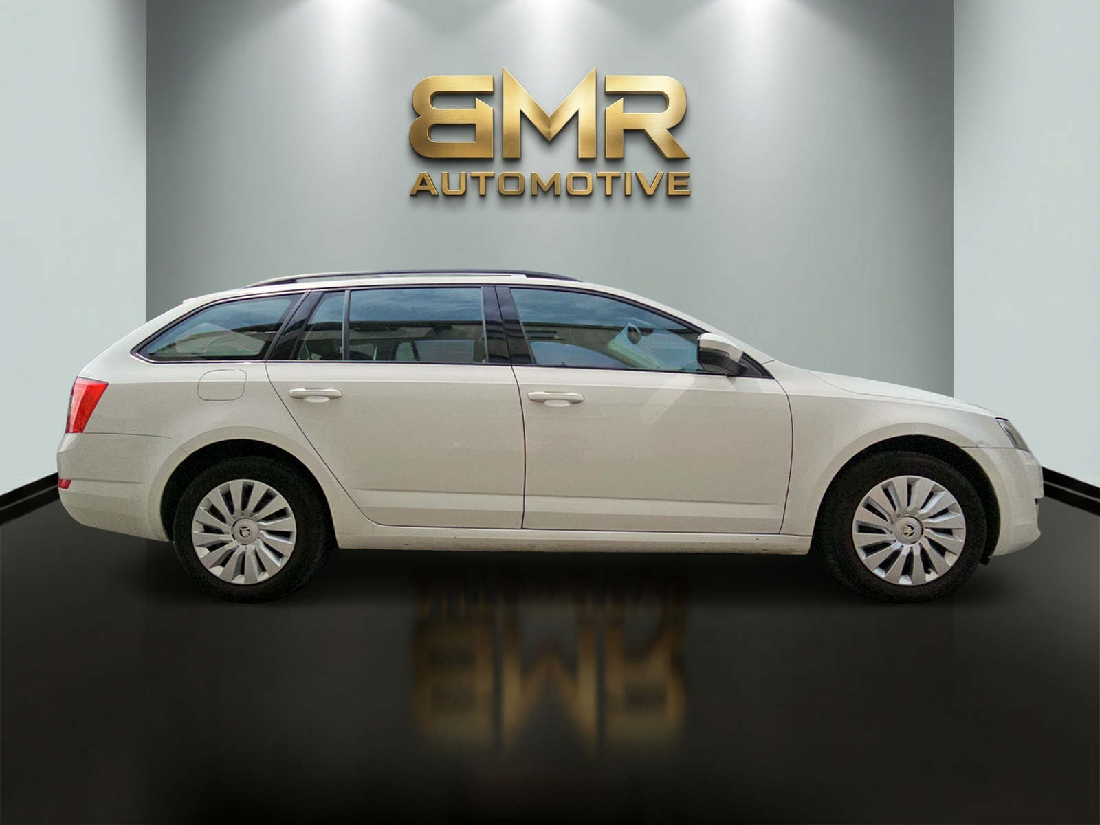 SKODA Octavia Combi 1.6 TDI Ambition DSG-showroom-element-3