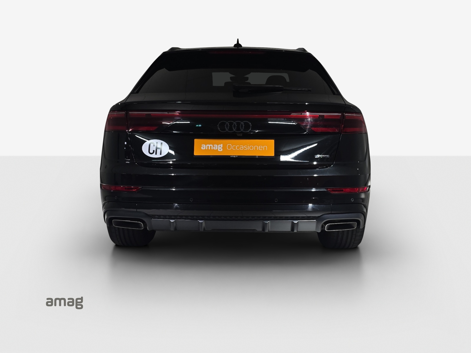 AUDI Q8 SUV TFSI e quattro 290 kW Attraction tiptronic-showroom-element-3