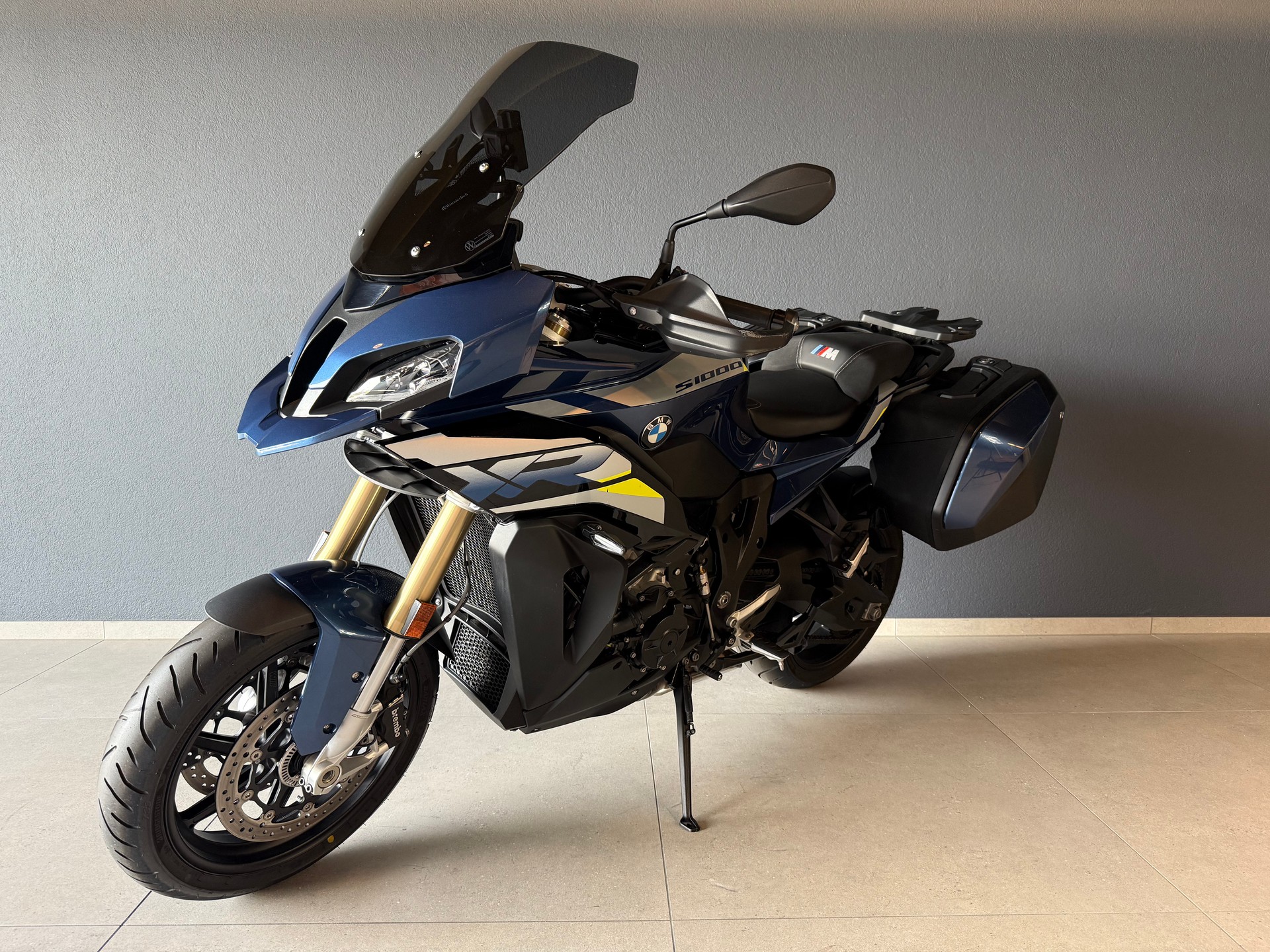 BMW S 1000 XR-image-1